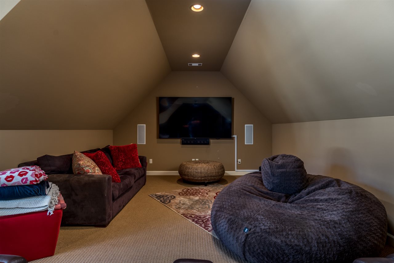 CHENAL VALLEY GERMAY COURT - Residential
