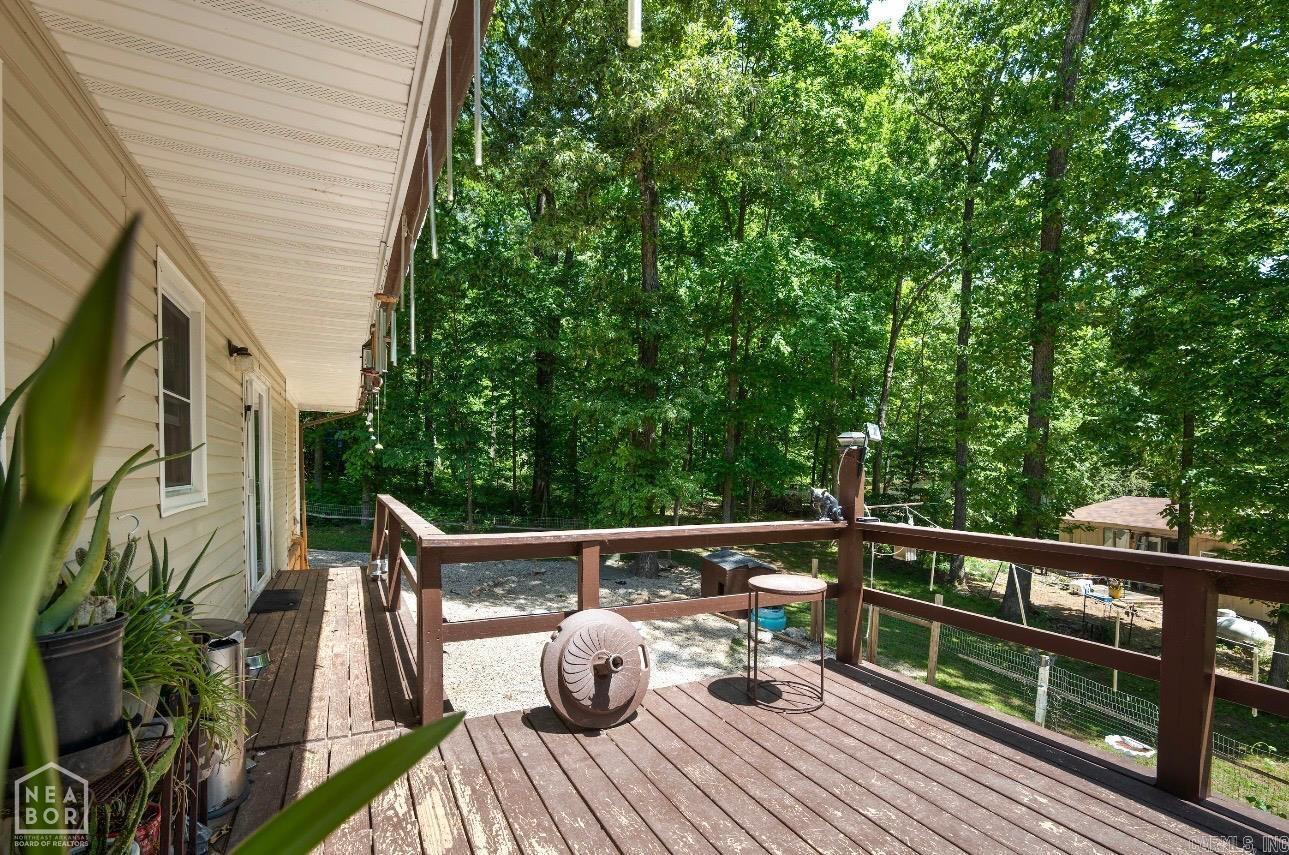 CHEROKEE ACRES - LAKE - Residential