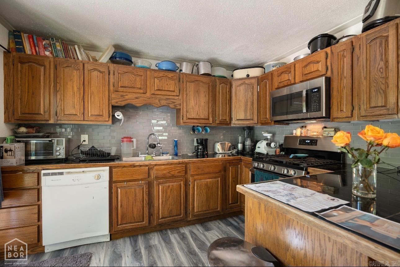 CHEROKEE ACRES - LAKE - Residential