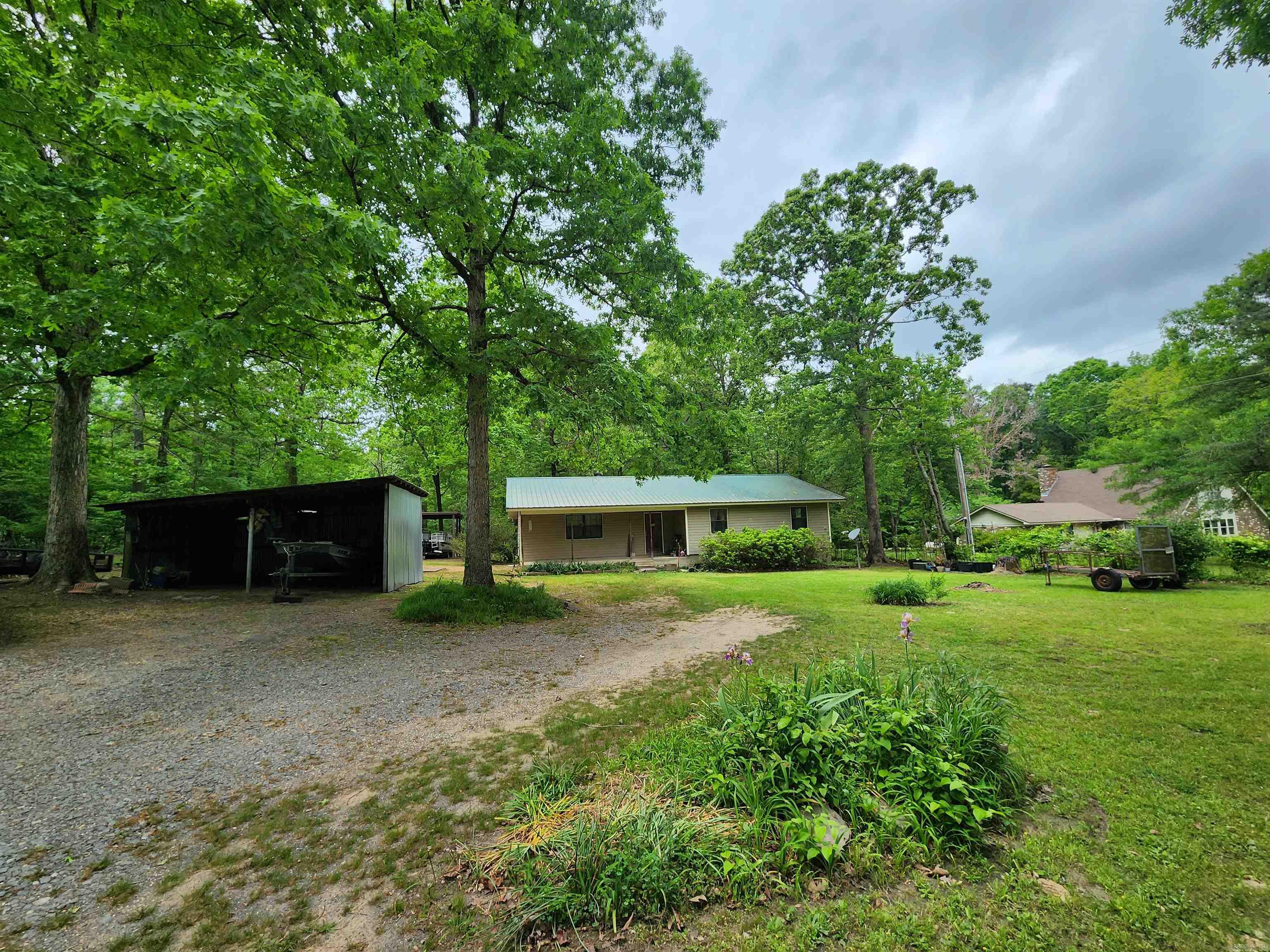 ARNIS GLOVER - Residential