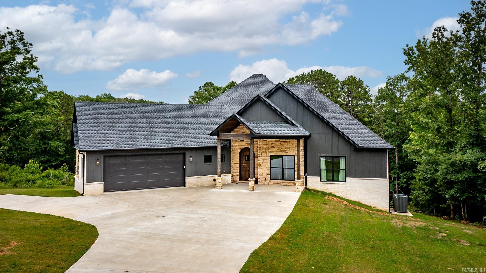 Hawks Point - Residential