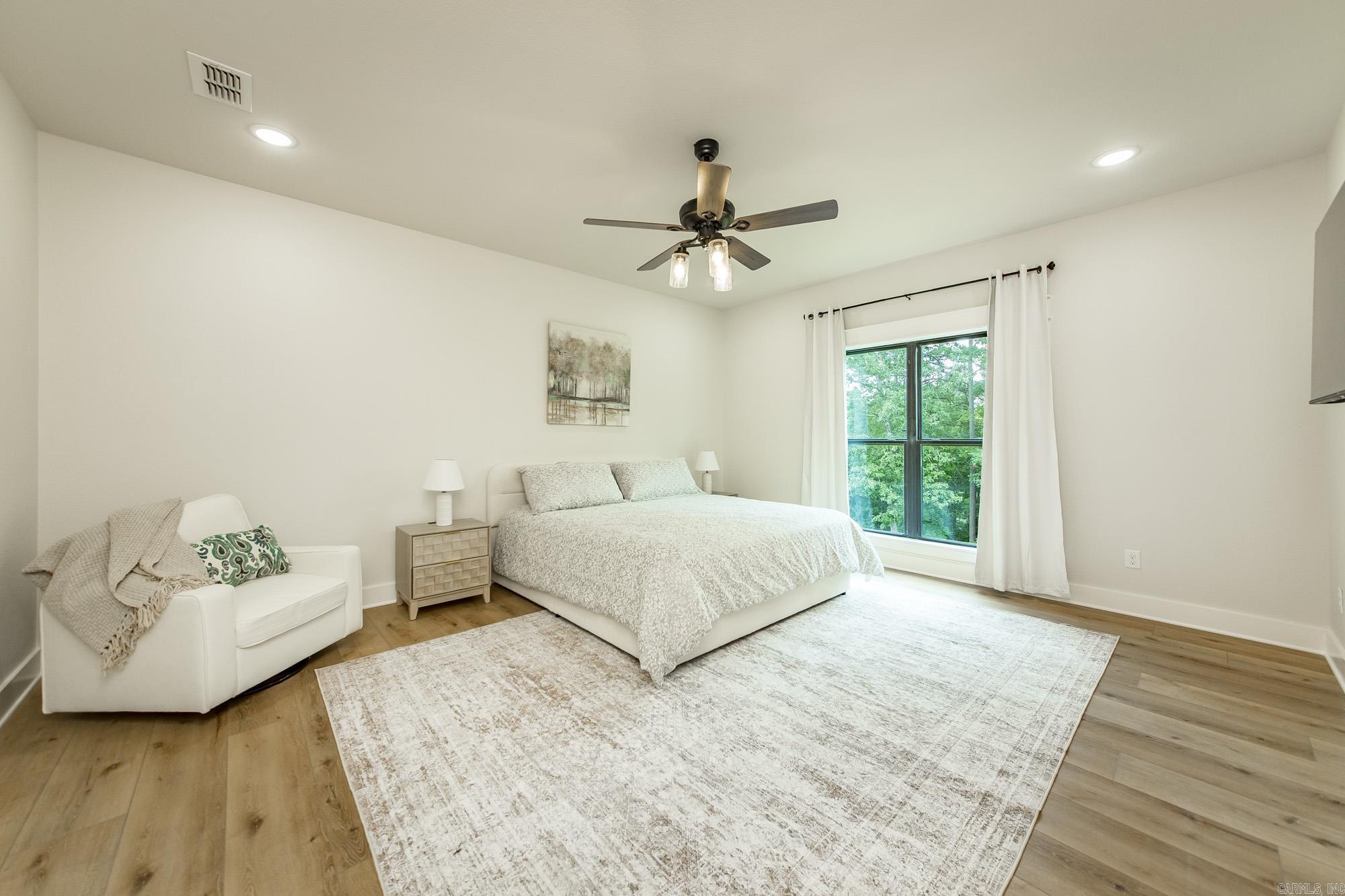 Hawks Point - Residential