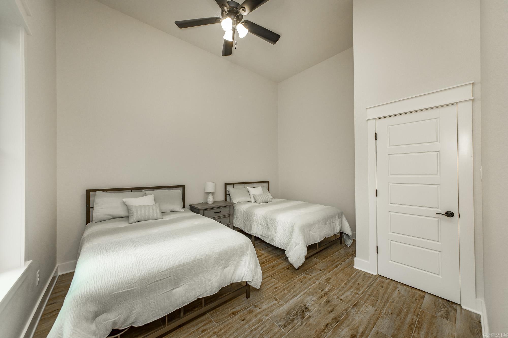 Hawks Point - Residential