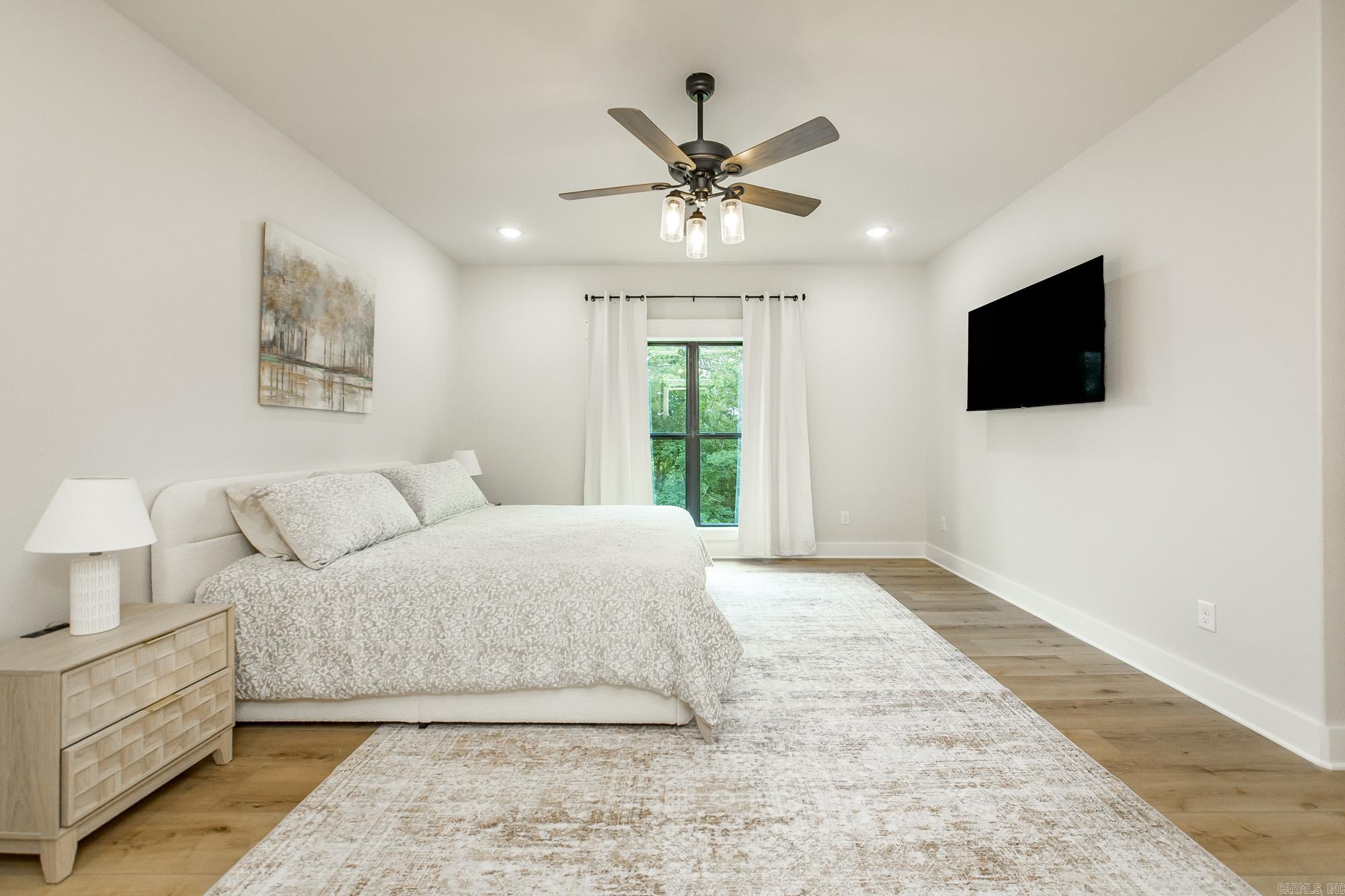 Hawks Point - Residential