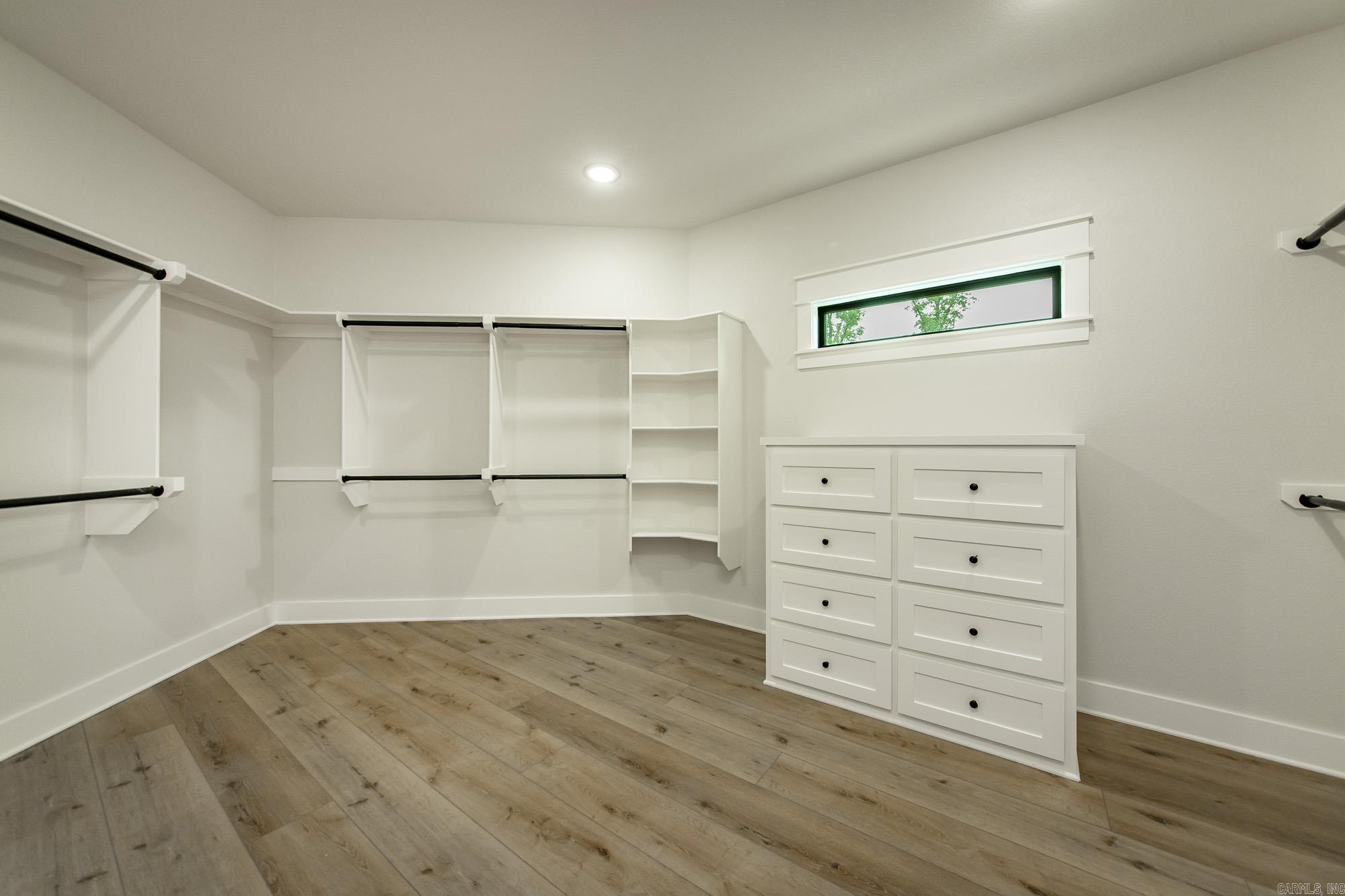 Hawks Point - Residential