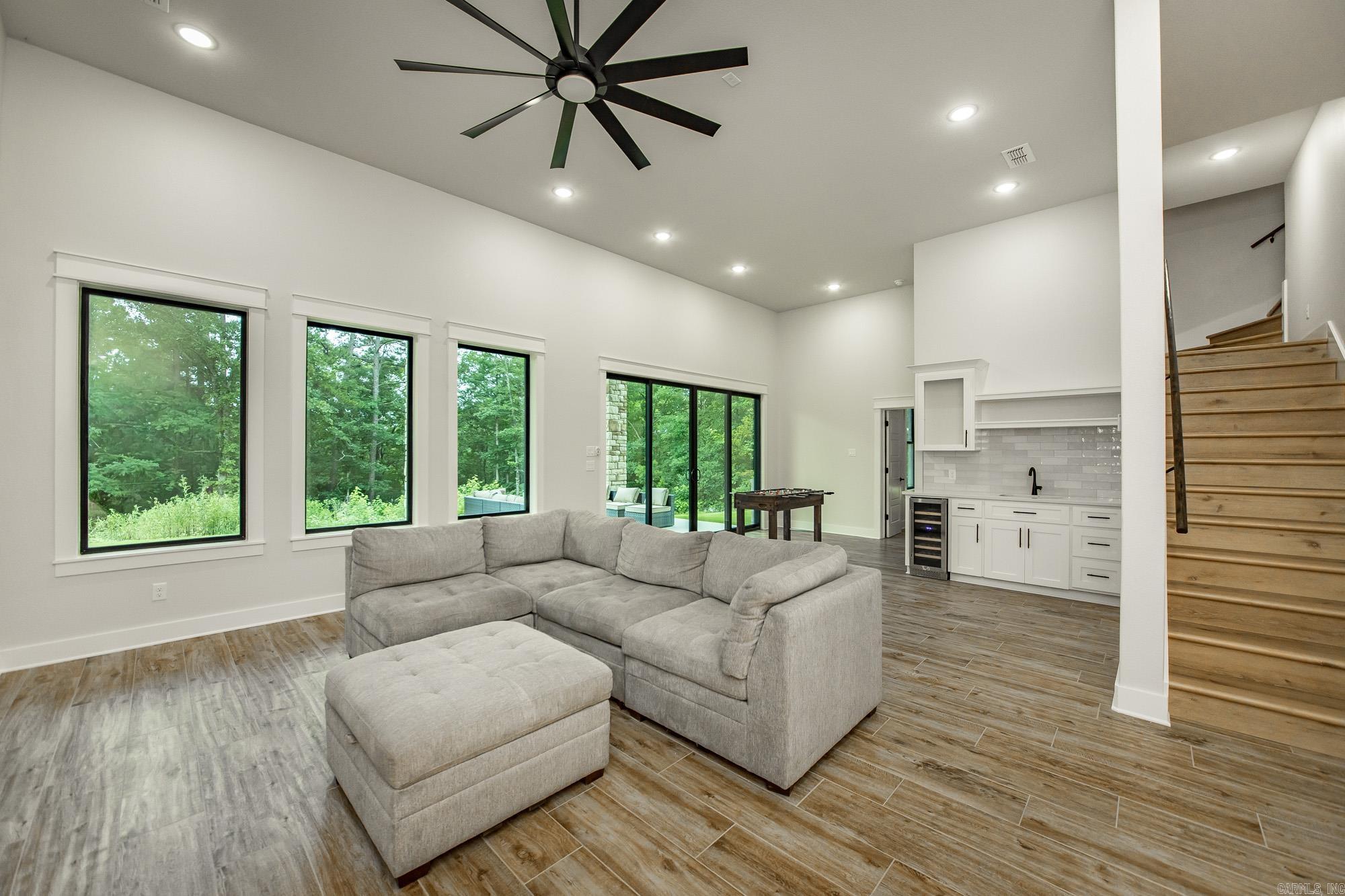 Hawks Point - Residential
