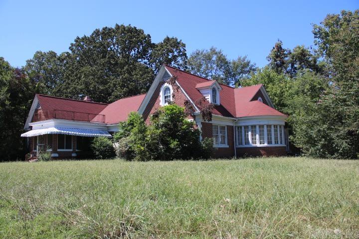 Large older brick home. Lots of room and old school design-lots of craftsmanship.  Great for restoration. 2 fireplaces, large corner lot, detached garage.  No Disclosure- To Be Sold AS IS.  Agents please review all MLS Remarks and docs on line for more information. All offers must include ARA contract and EM Addenda with Proof of funds or prequal. All offers to be submitted by buyer agent via the RES.NET Portal. If your offer is accepted you agree to be responsible for an offer submission technology fee of $150.00 that will be collected and disbursed by the settlement agent . To submit offer, click the link below, you will be prompted to log in or you will be prompted to create an account. Click or paste this link into your browser:   https://agent.res.net/offers.aspx?-1782677