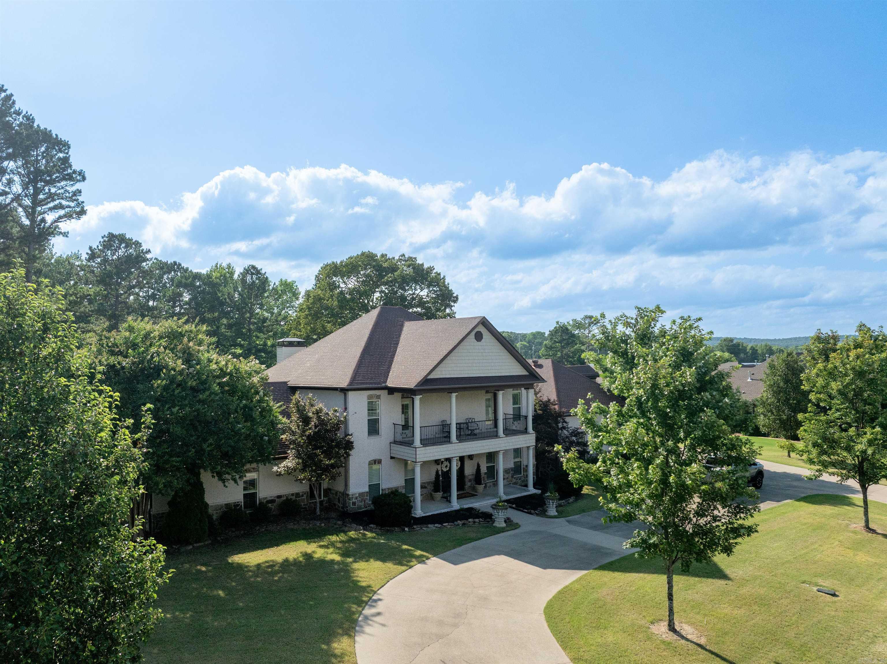HUNTINGTON COVE - Residential