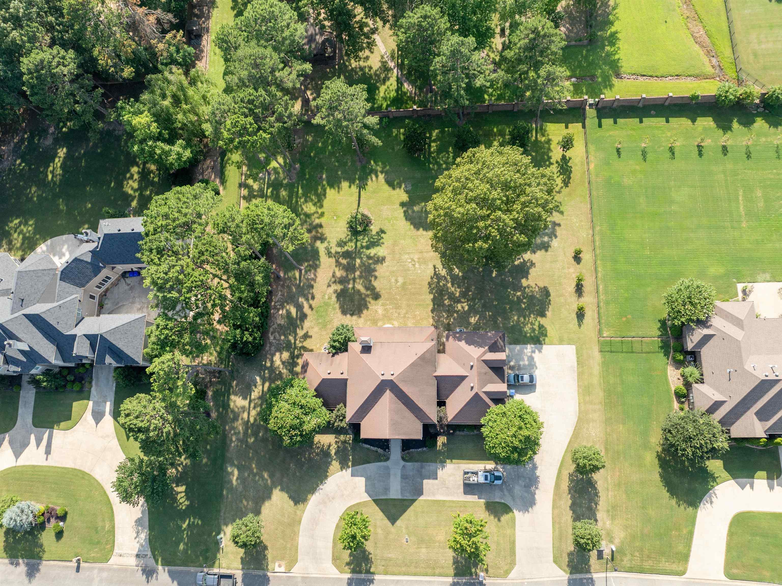 HUNTINGTON COVE - Residential