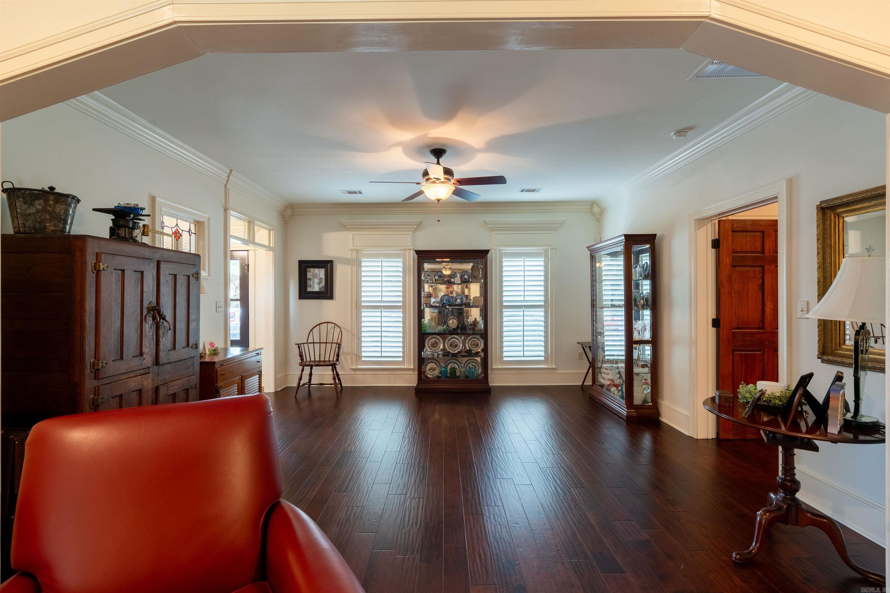 HUNTINGTON COVE - Residential