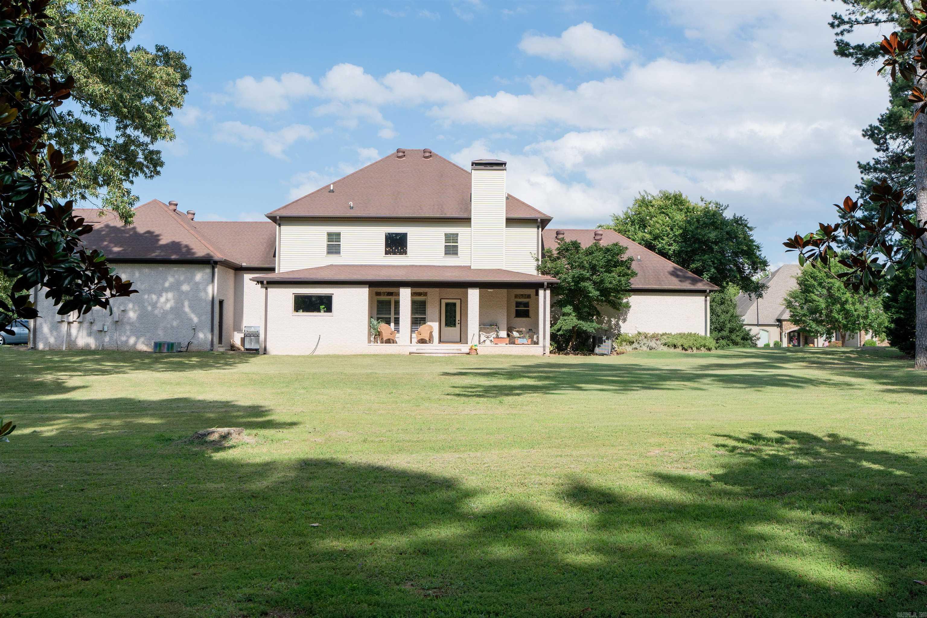 HUNTINGTON COVE - Residential