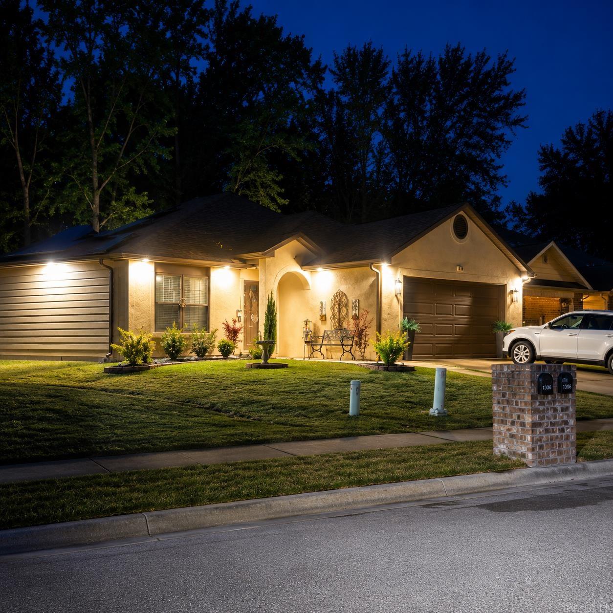 THE CROSSING AT OAK HILL - Residential