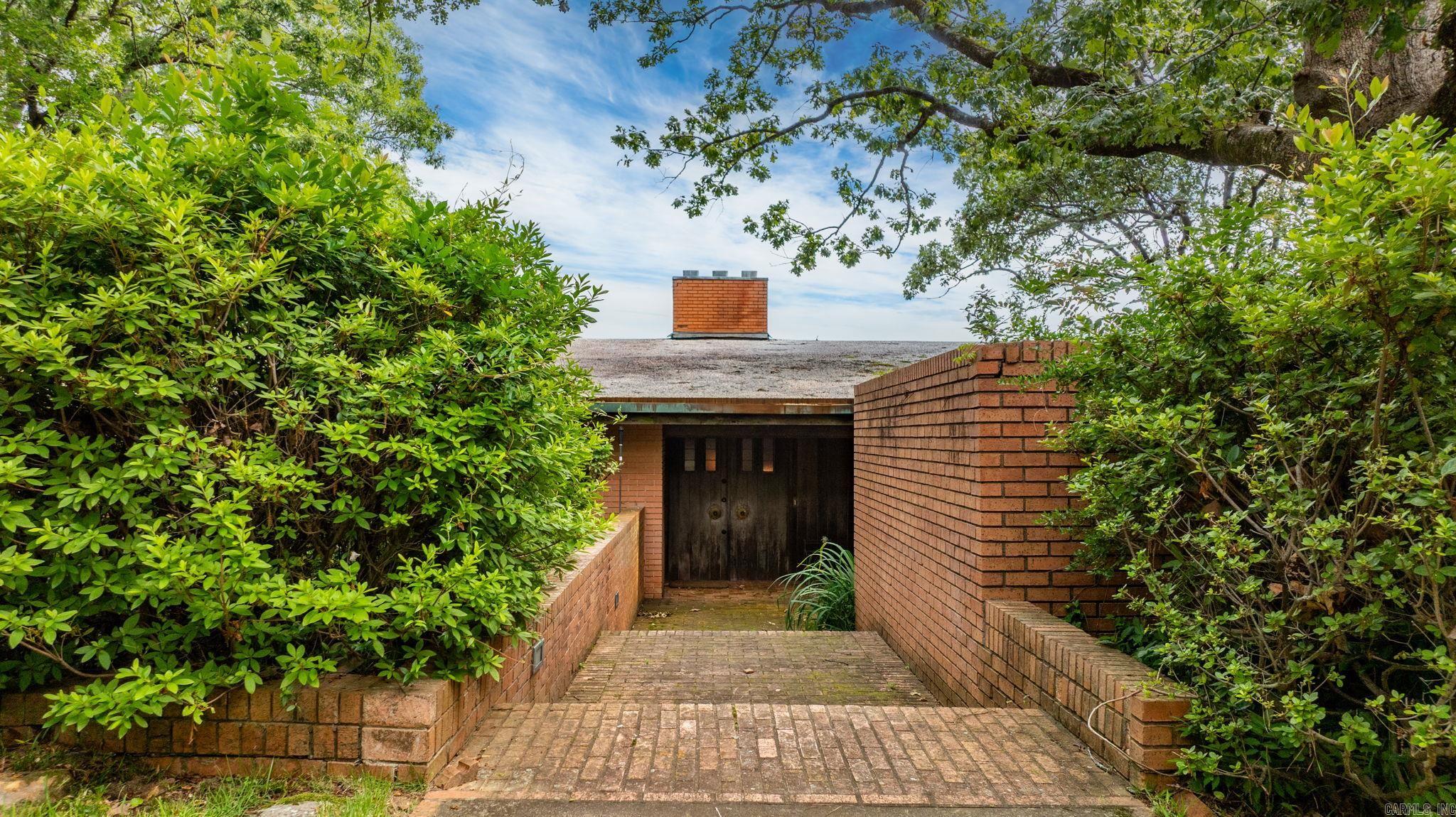 EAST PALISADES - Residential