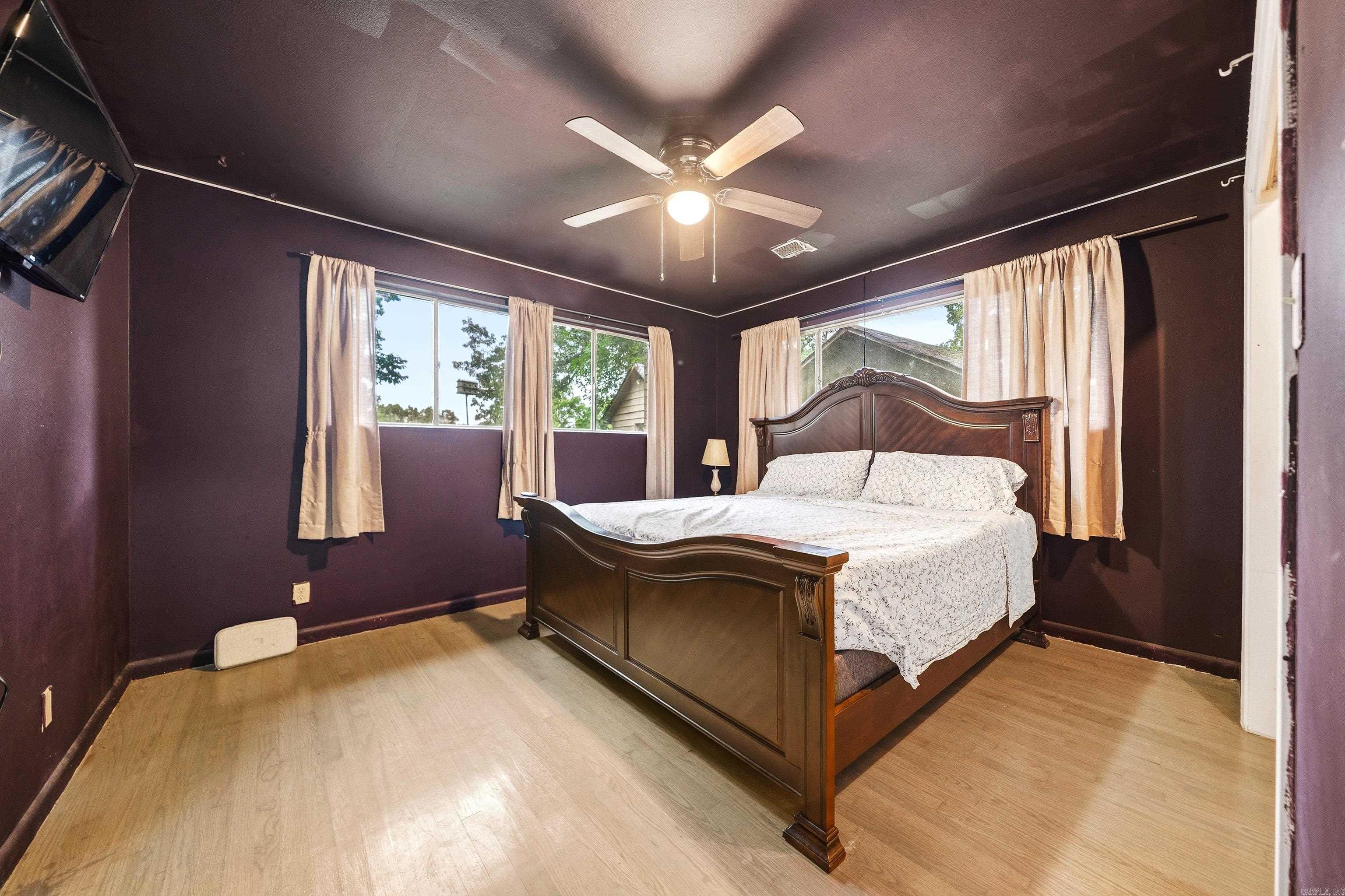 PINE SHORE - Residential