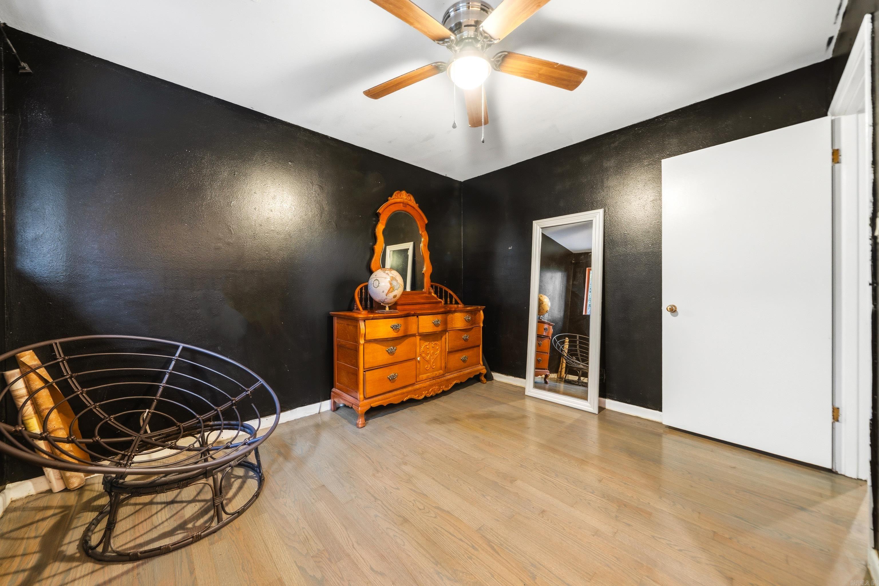 PINE SHORE - Residential