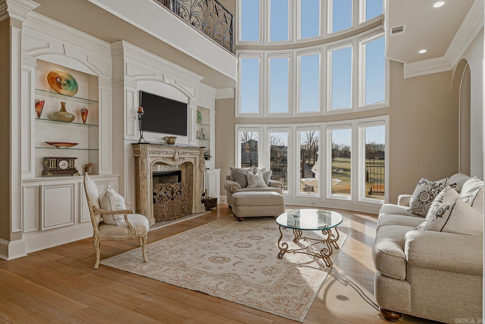 Ridgepointe - Residential