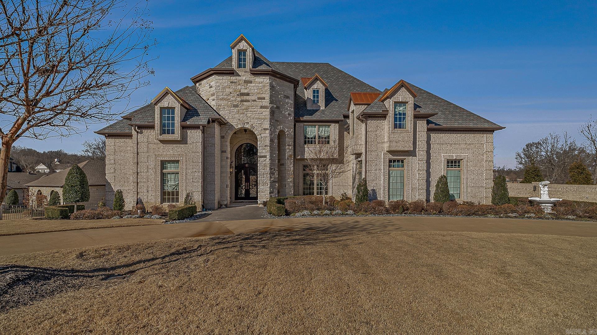 Ridgepointe - Residential