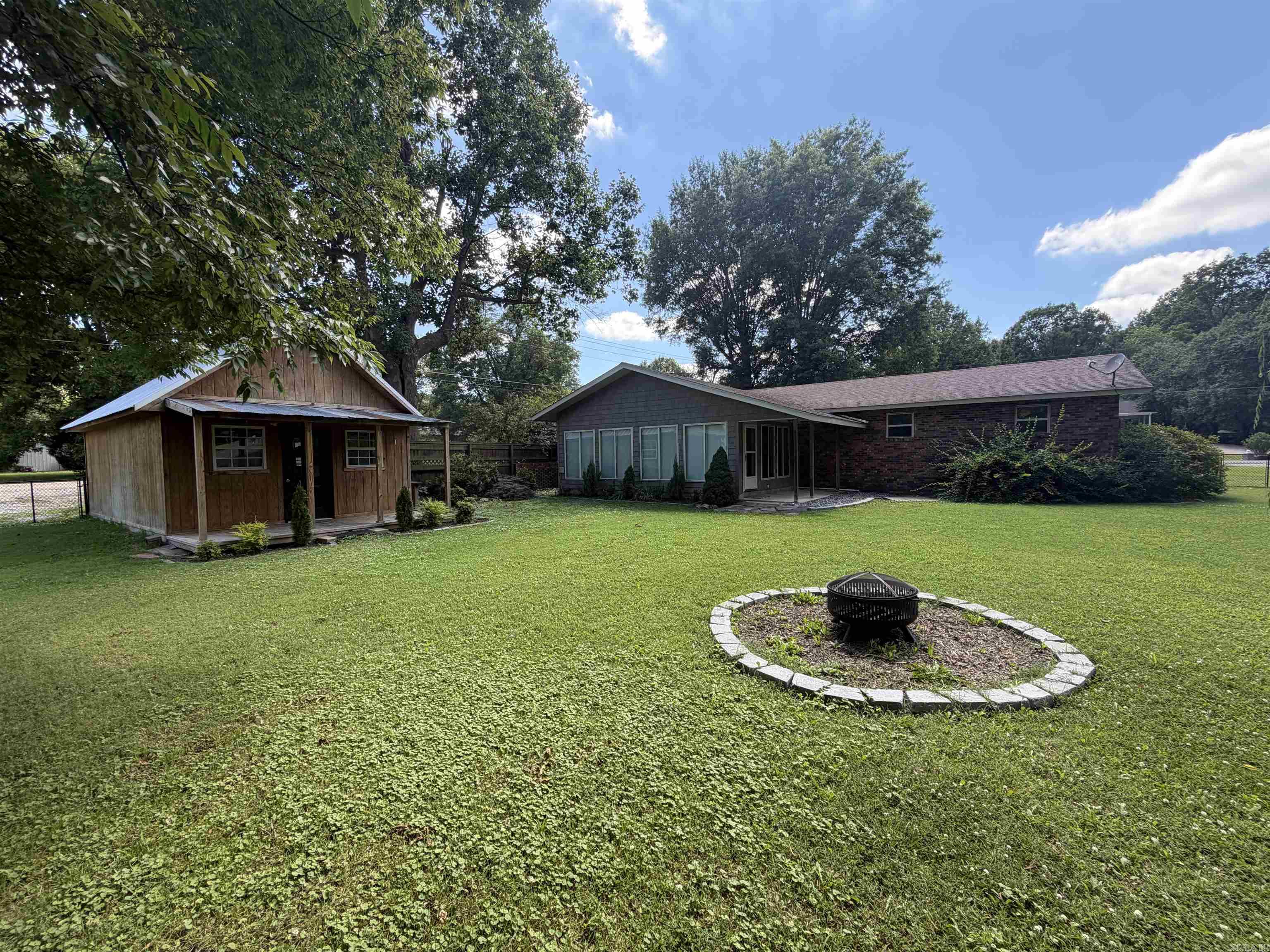 BALLARD HEIGHTS - Residential