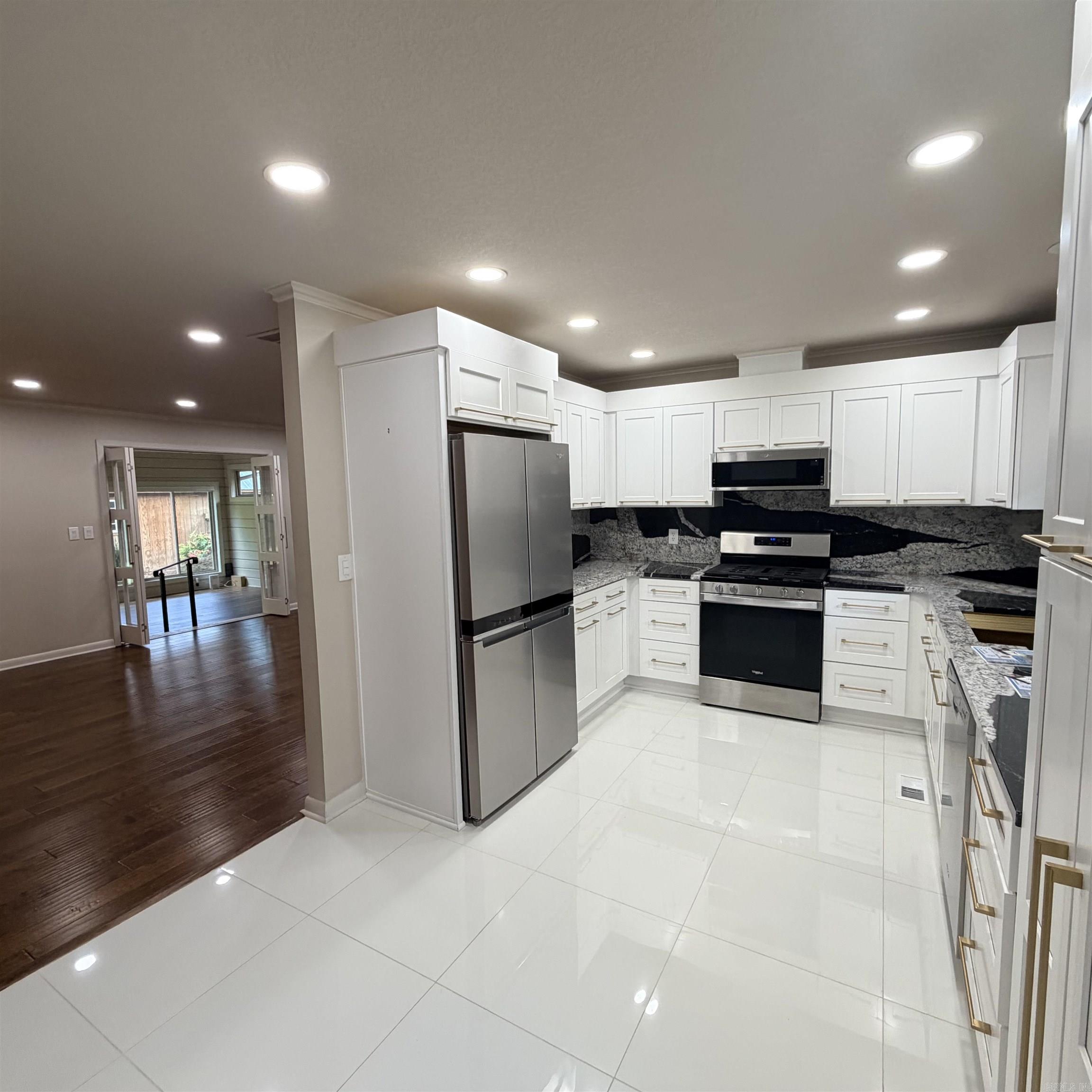 BALLARD HEIGHTS - Residential