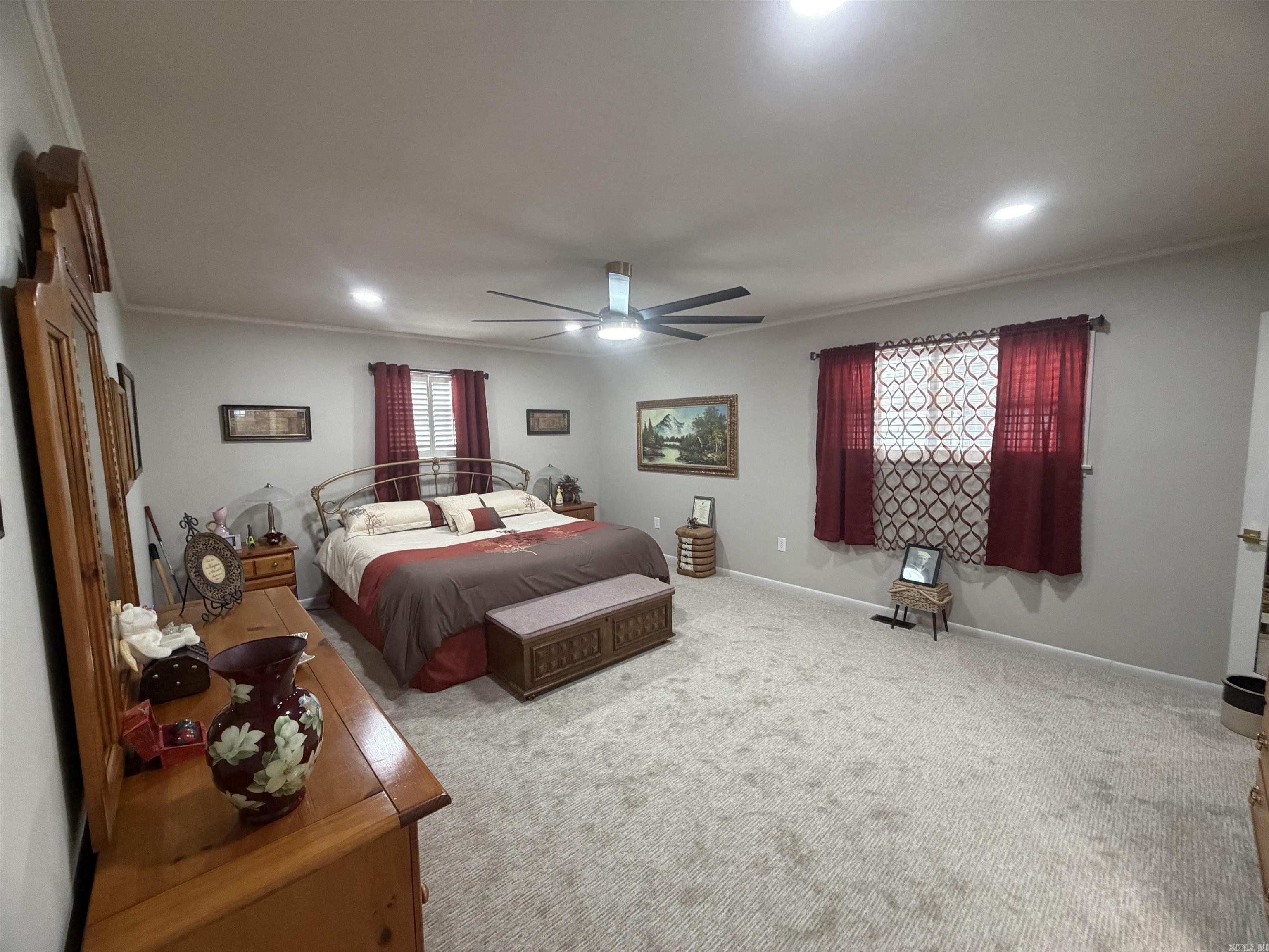 BALLARD HEIGHTS - Residential