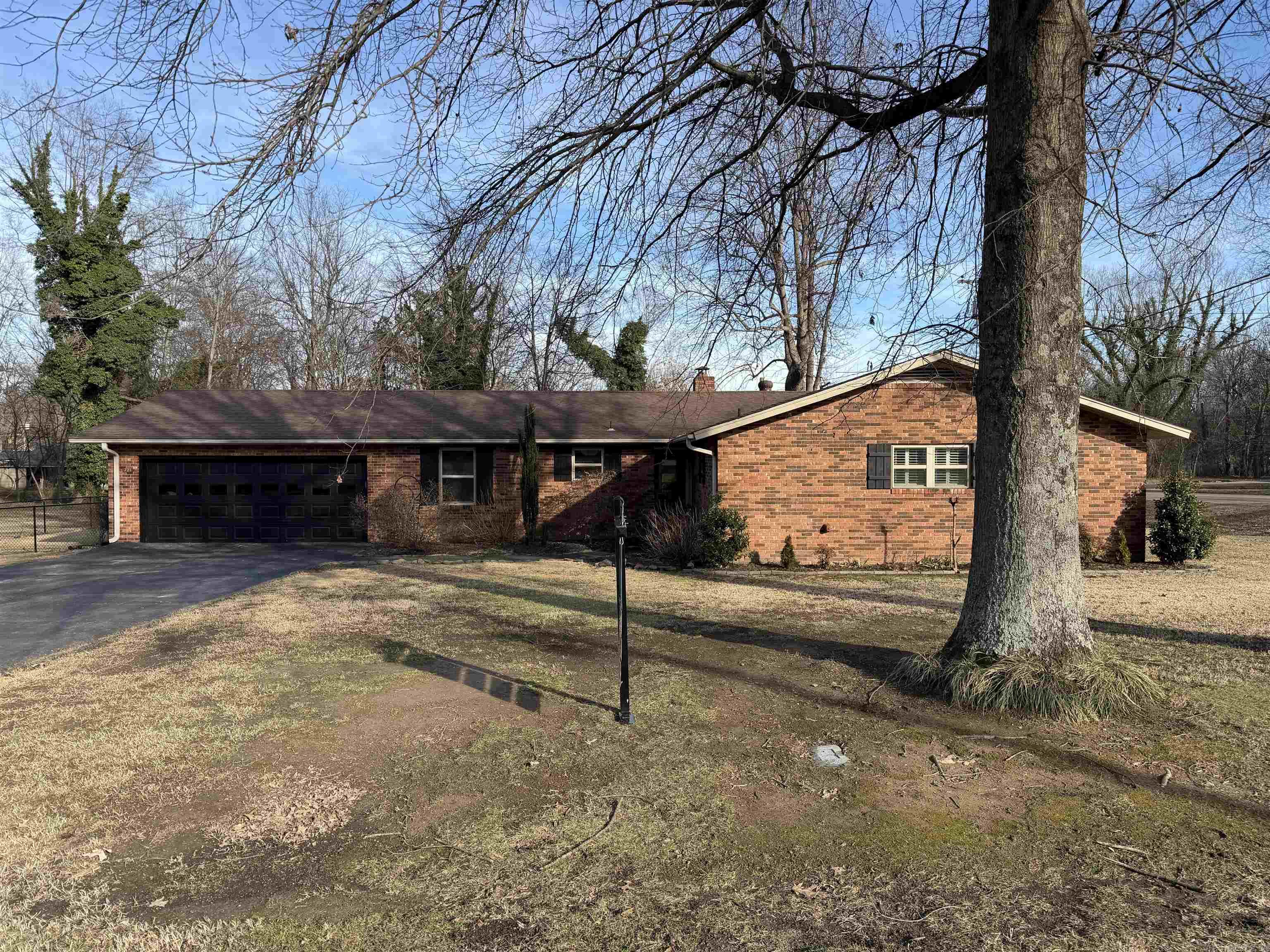 BALLARD HEIGHTS - Residential