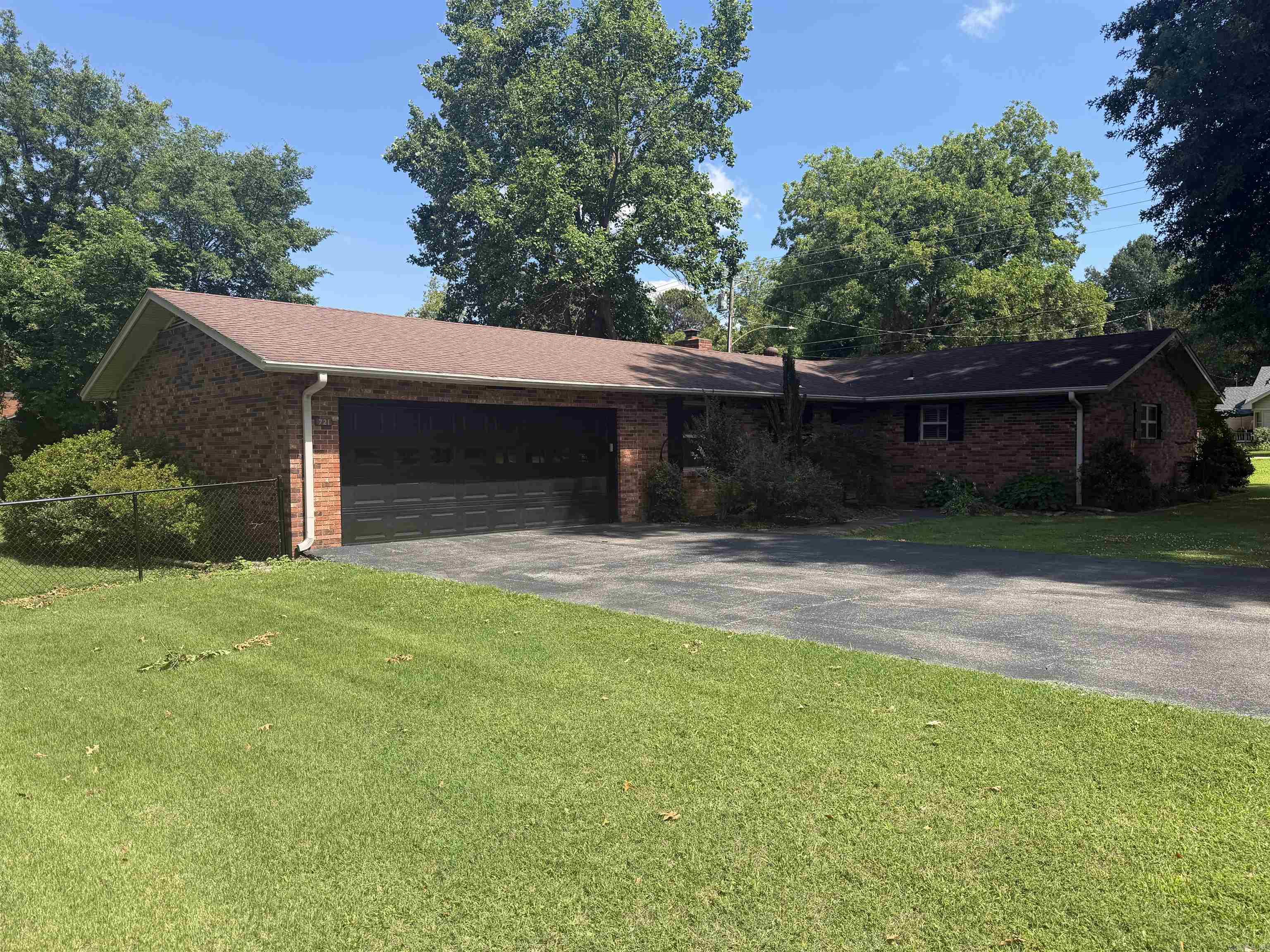 BALLARD HEIGHTS - Residential