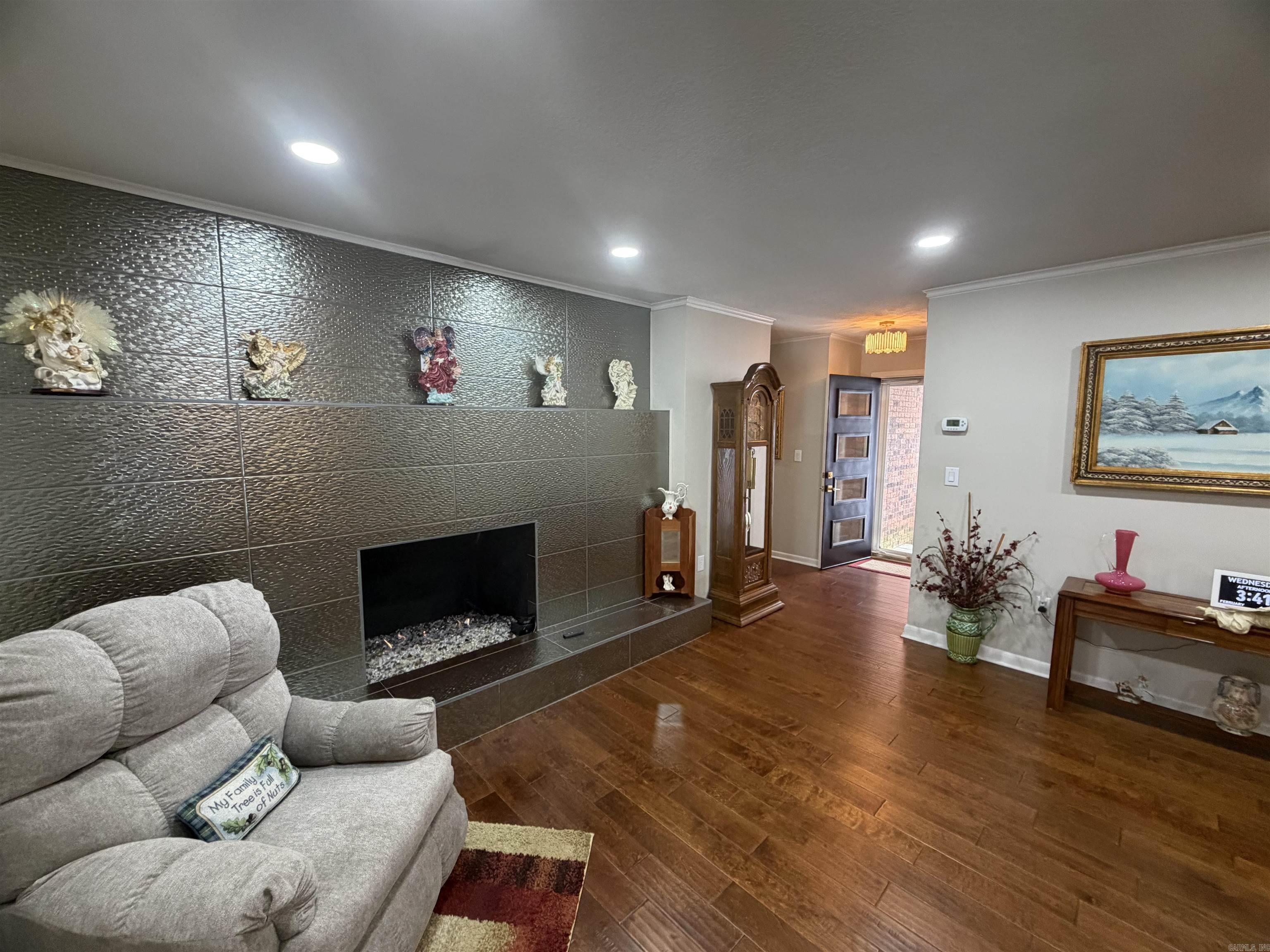 BALLARD HEIGHTS - Residential