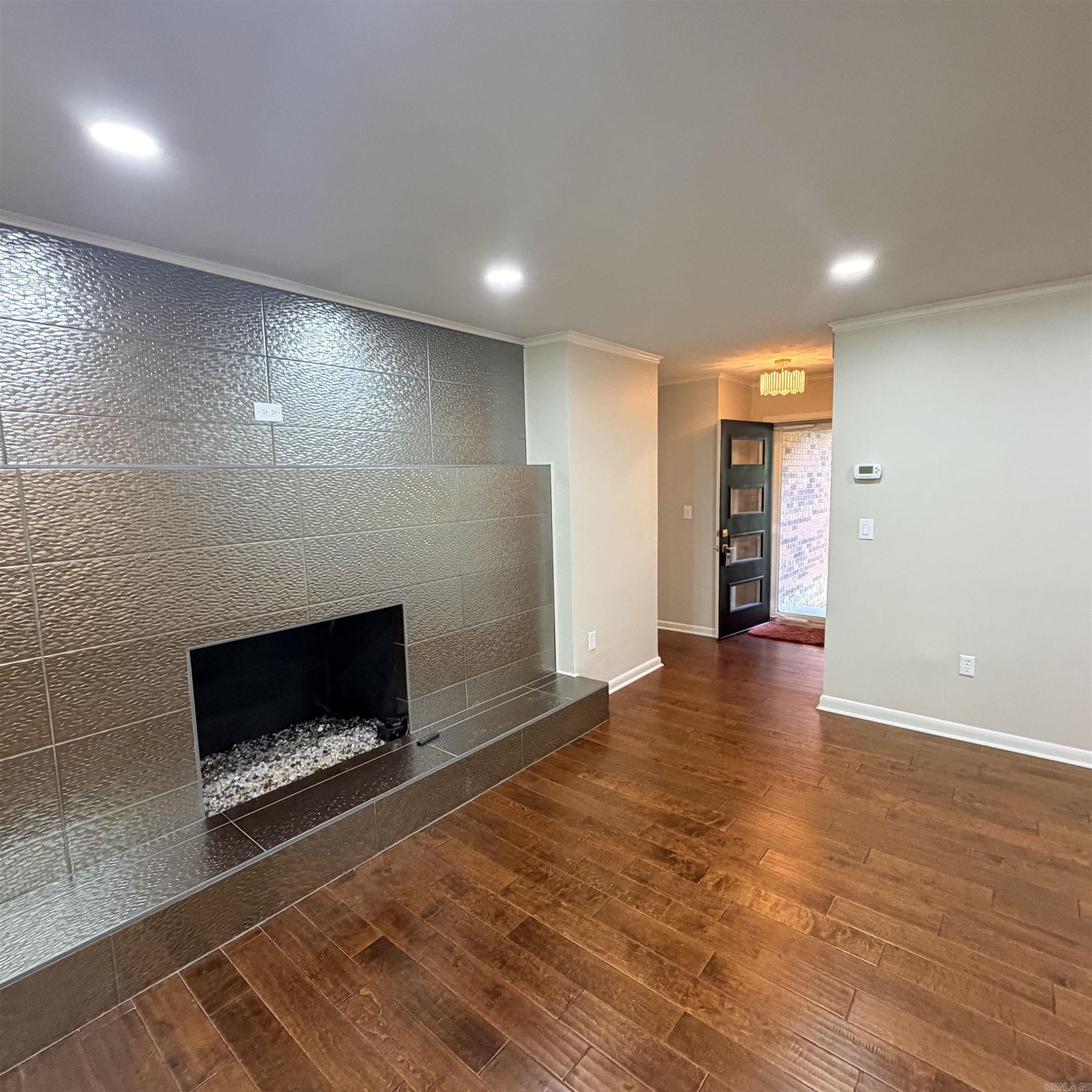 BALLARD HEIGHTS - Residential