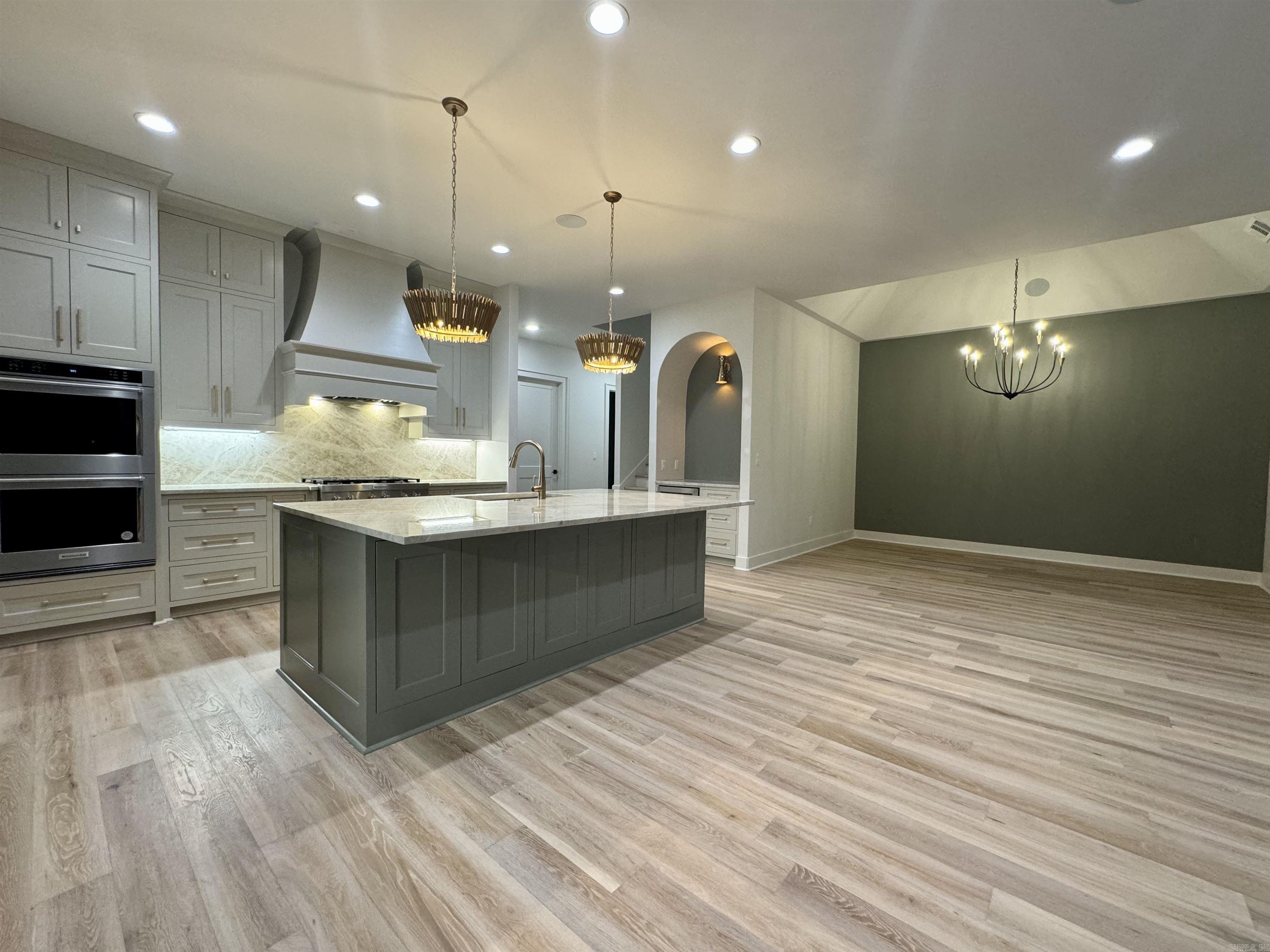 CHENAL VALLEY "FALSTONE COURT" - Residential