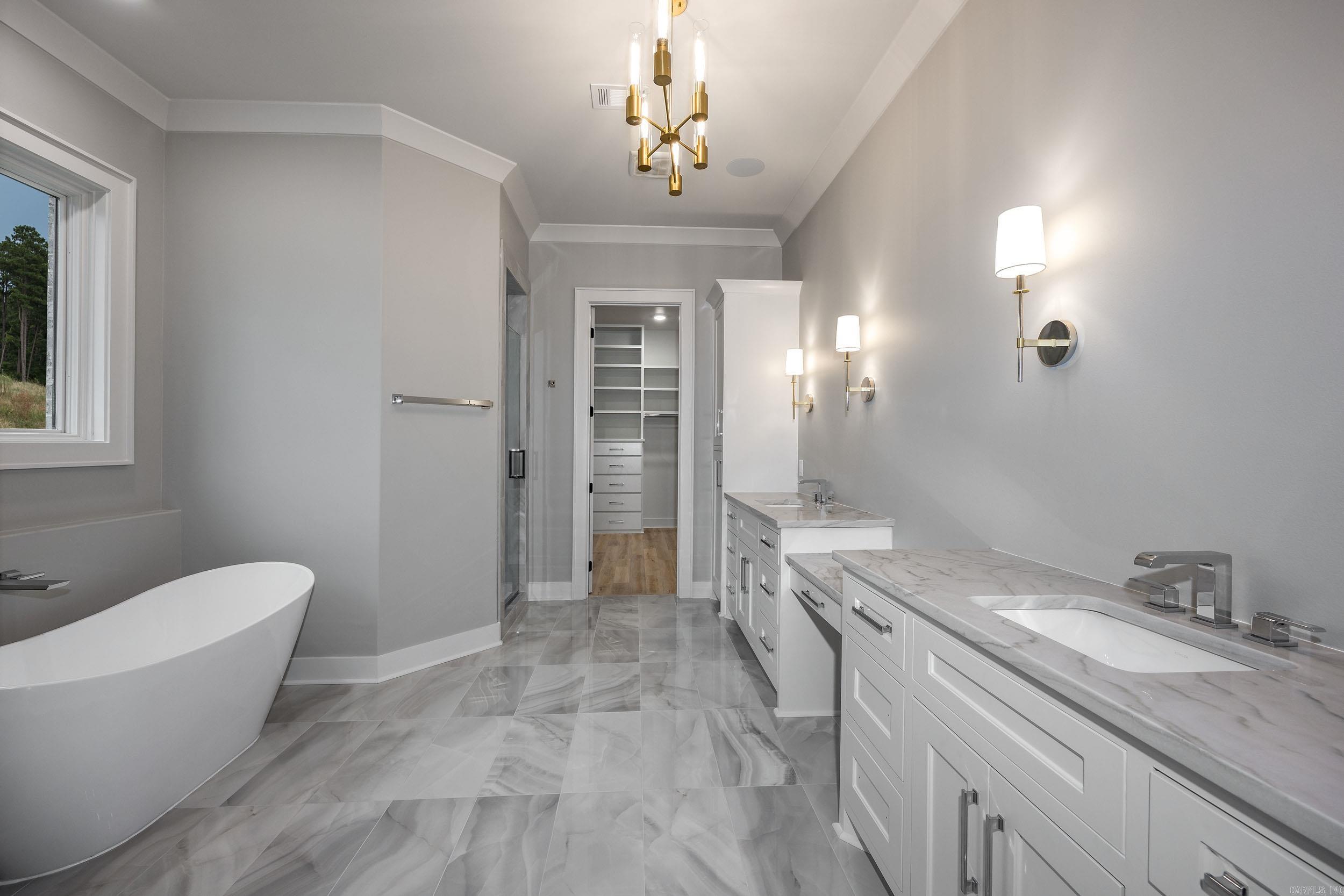CHENAL VALLEY "FALSTONE COURT" - Residential