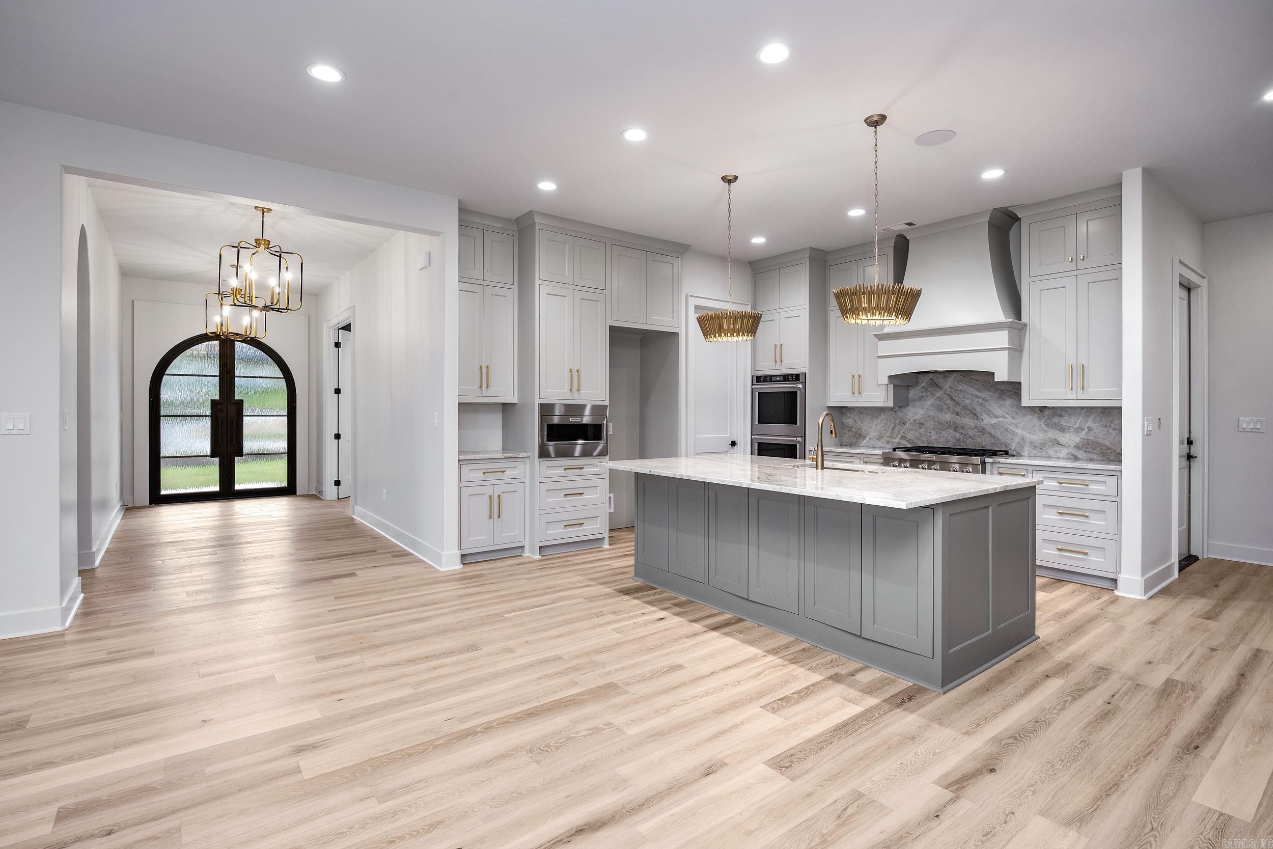 CHENAL VALLEY "FALSTONE COURT" - Residential