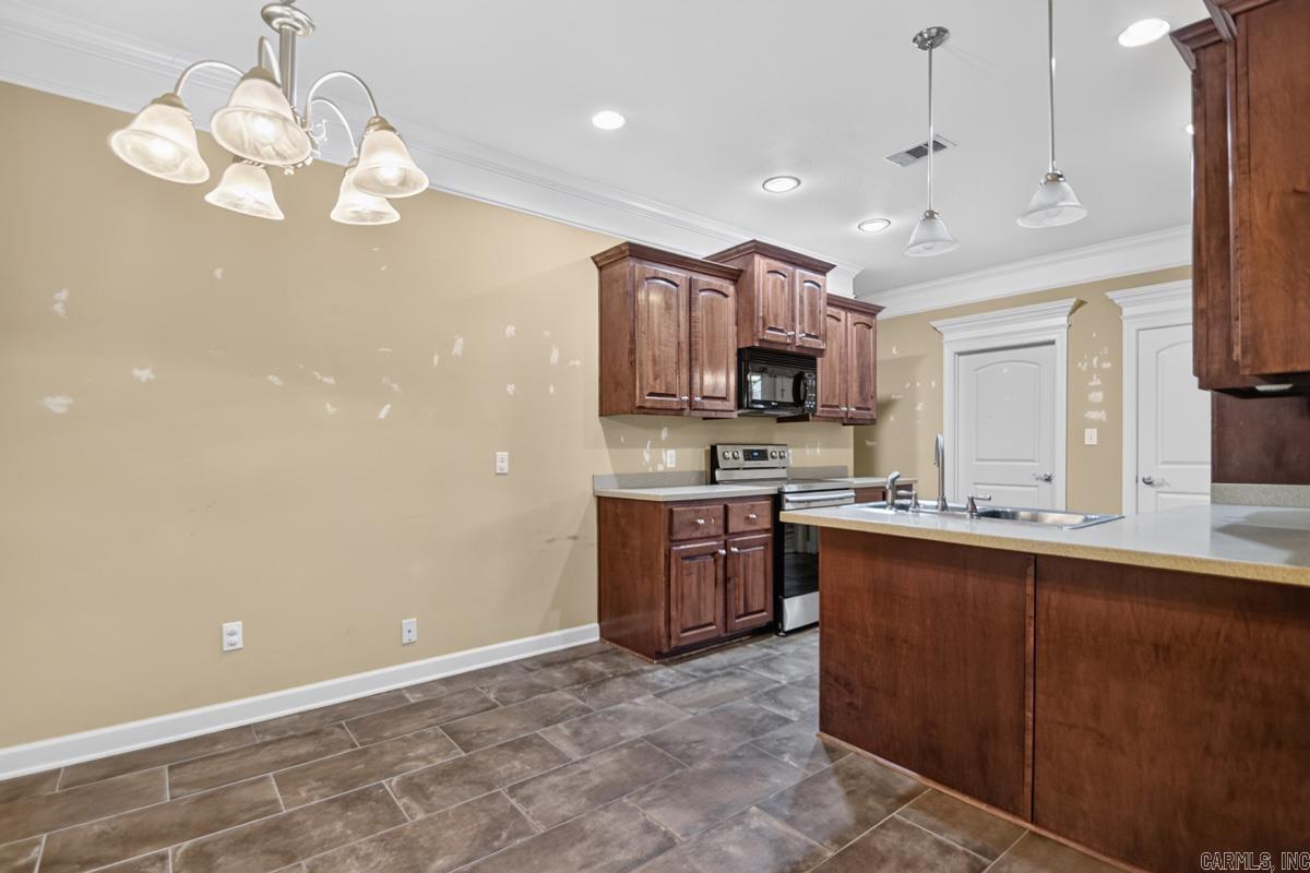 White Oak Pond Phase III - Residential