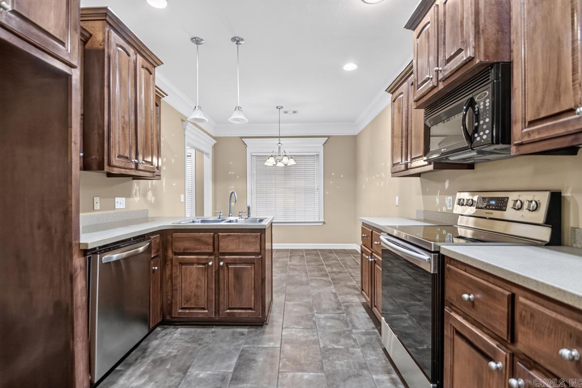 White Oak Pond Phase III - Residential
