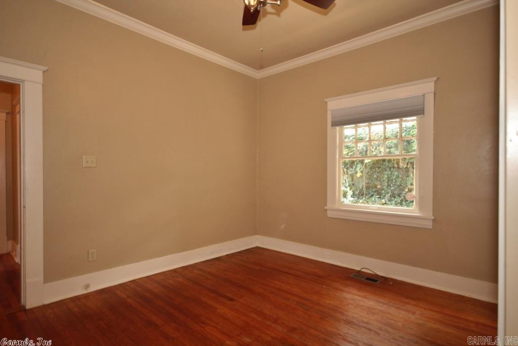 EAST PULASKI HGTS - Residential