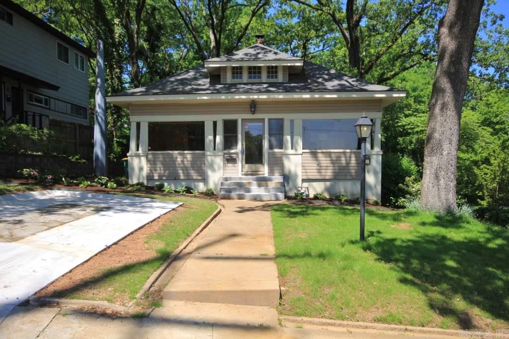 EAST PULASKI HGTS - Residential