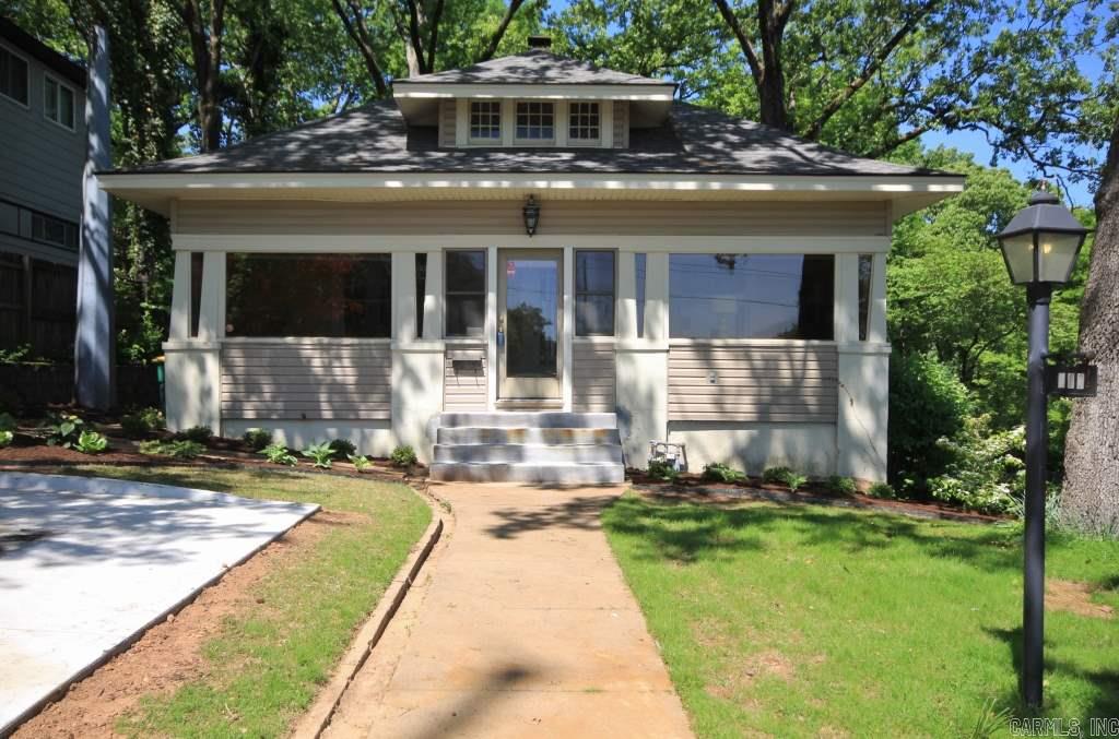 EAST PULASKI HGTS - Residential