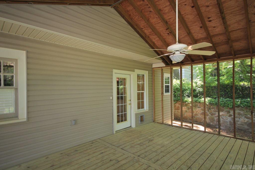 EAST PULASKI HGTS - Residential