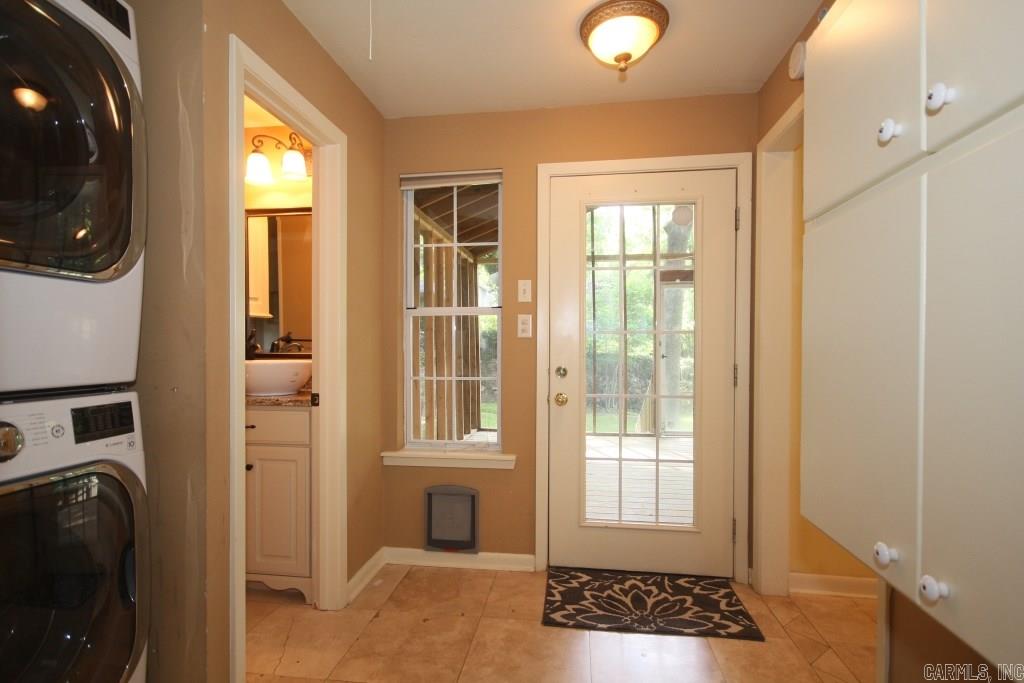 EAST PULASKI HGTS - Residential