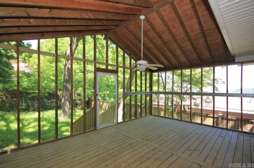 EAST PULASKI HGTS - Residential