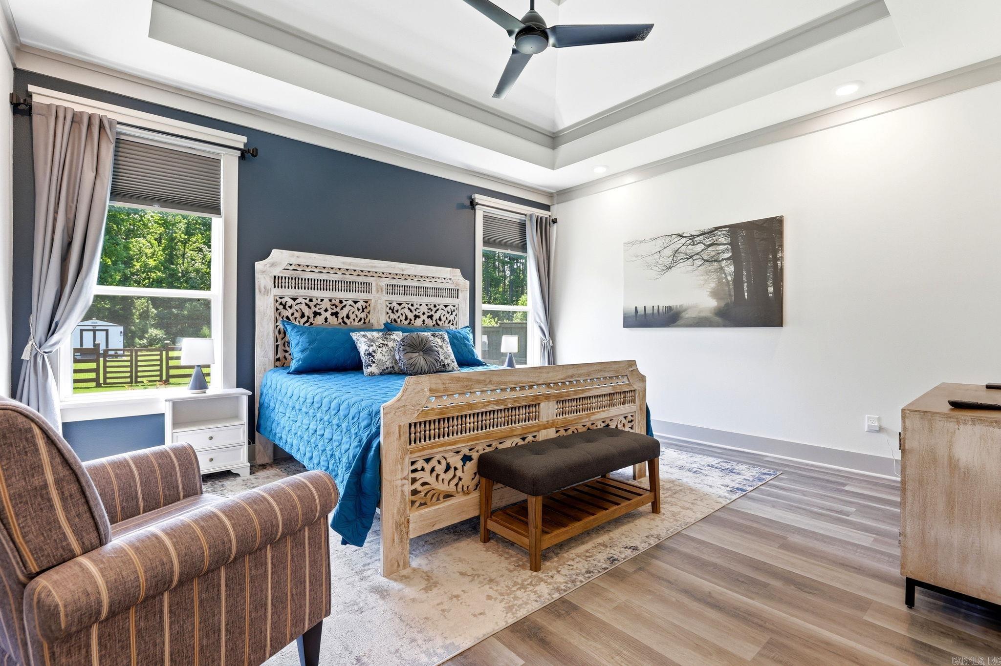 CREEKSIDE - Residential