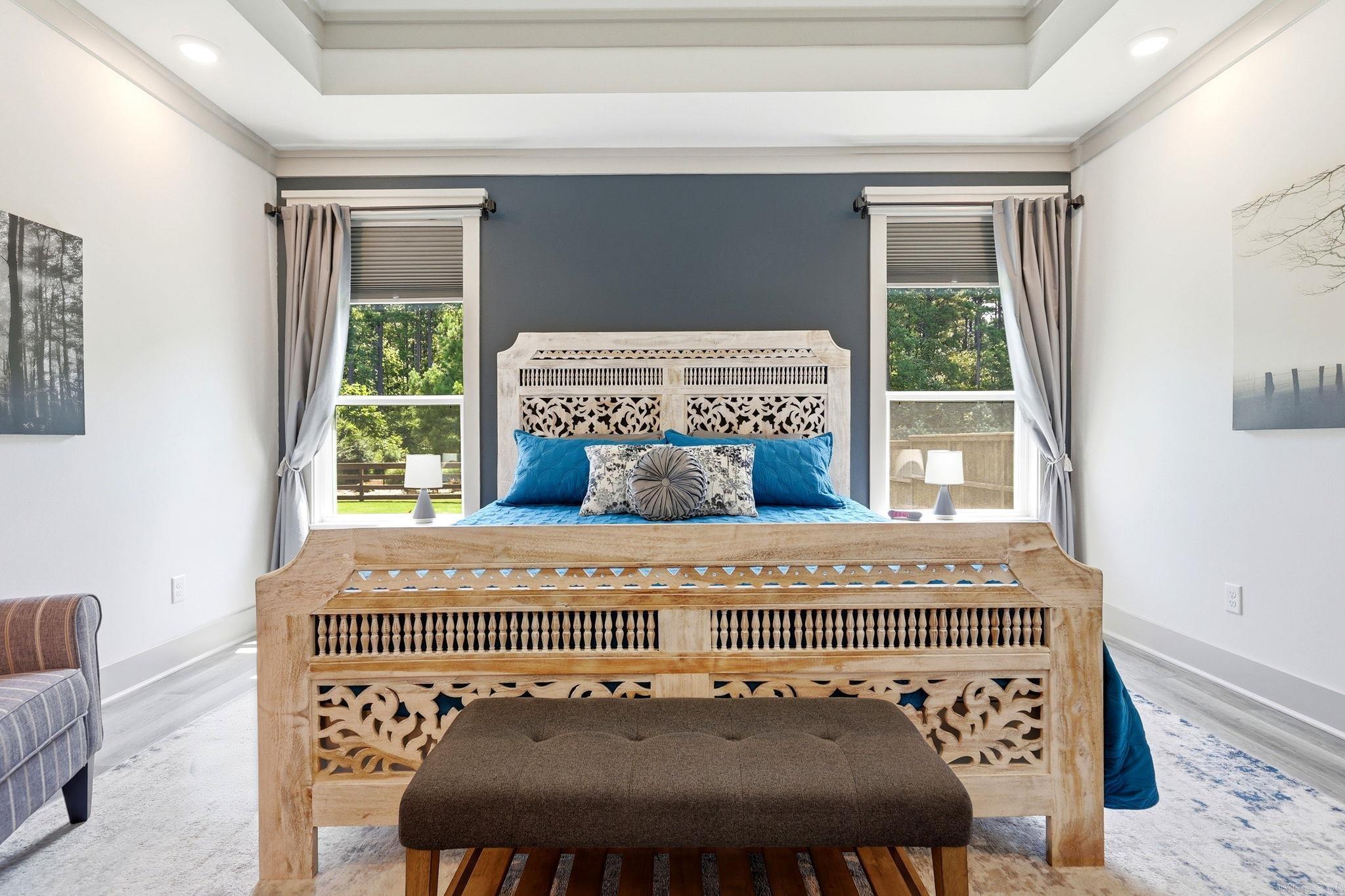 CREEKSIDE - Residential