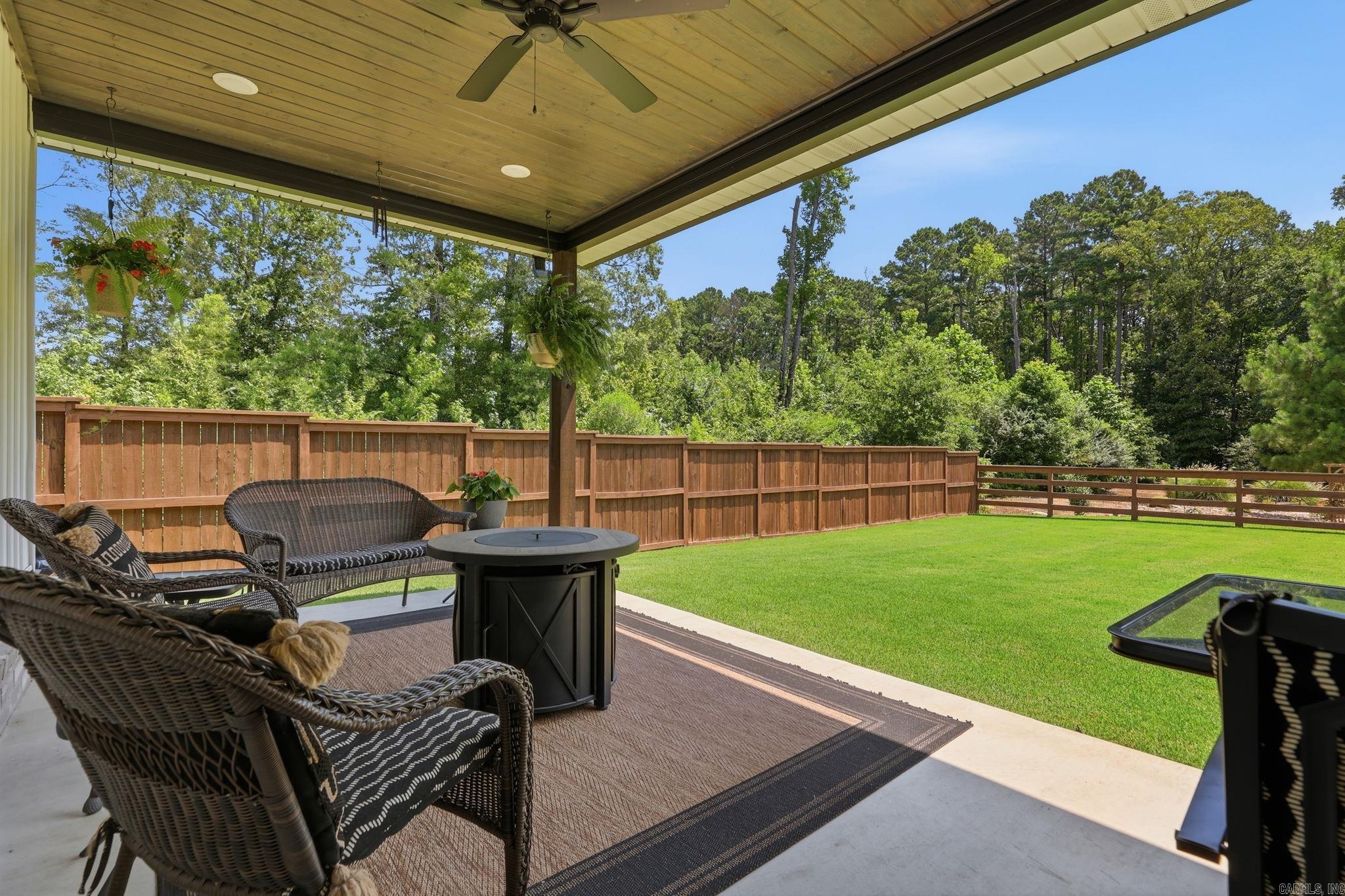 CREEKSIDE - Residential