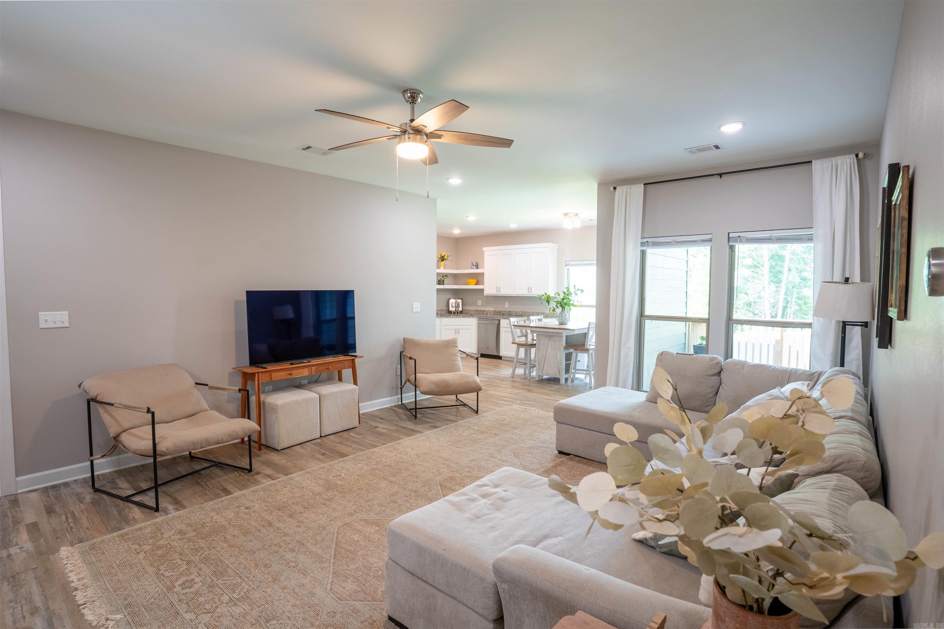 CANTEN COVE - Residential