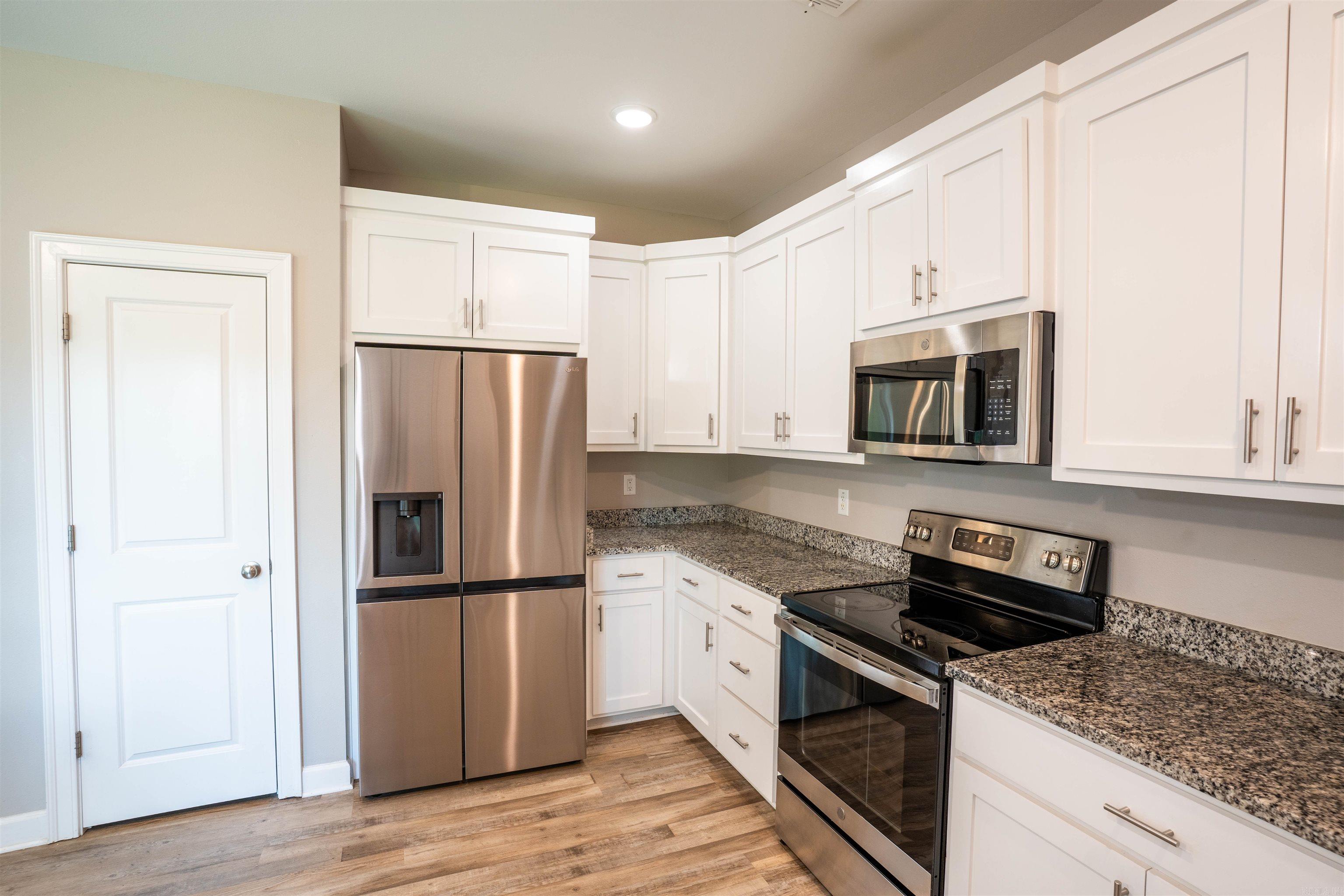 CANTEN COVE - Residential