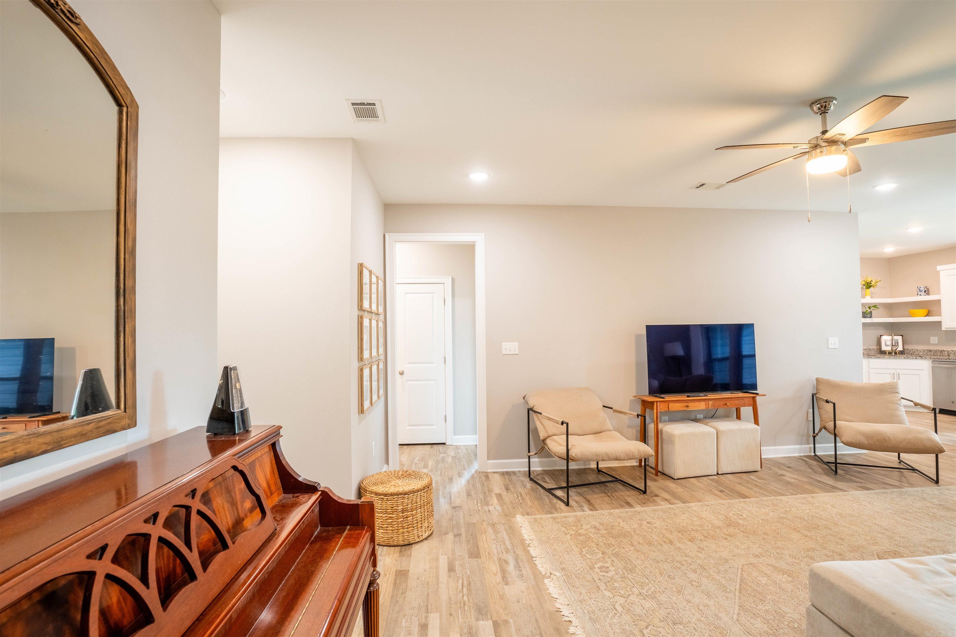 CANTEN COVE - Residential