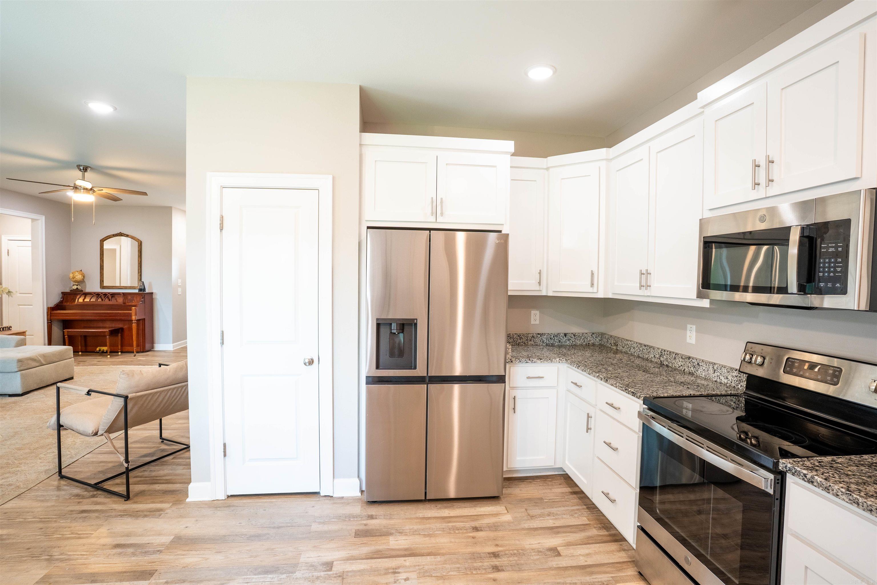 CANTEN COVE - Residential