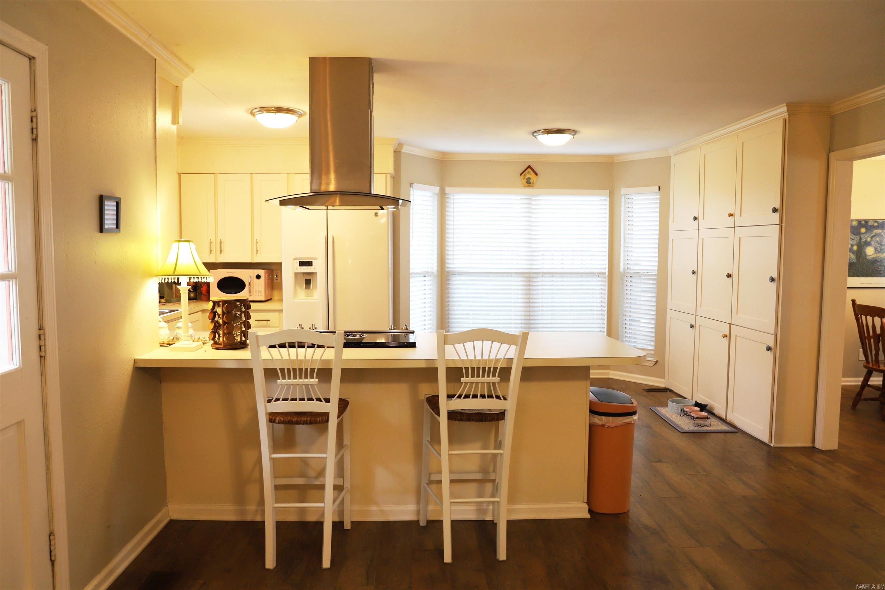 SHERWOOD ACRES - Residential