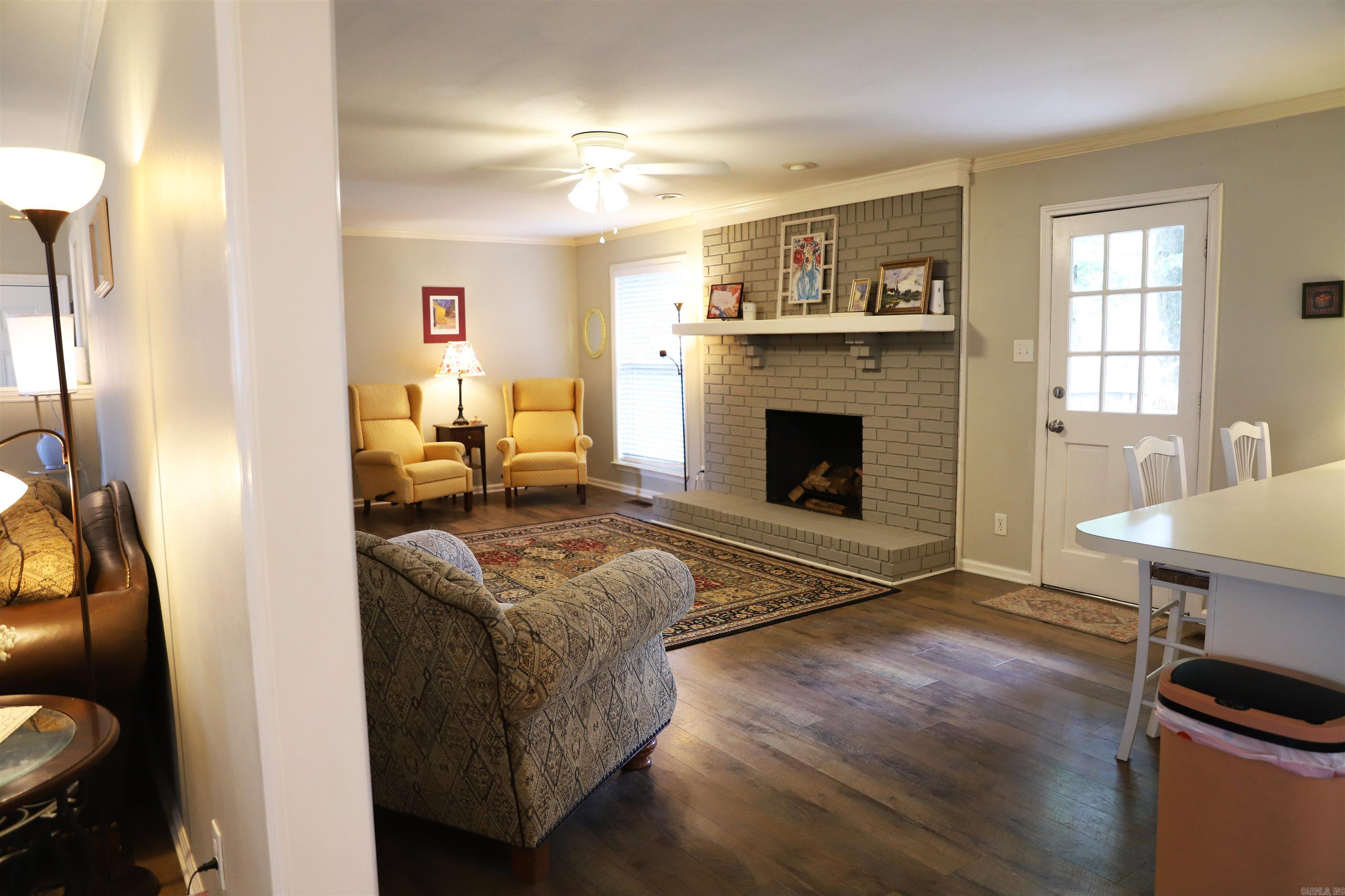 SHERWOOD ACRES - Residential