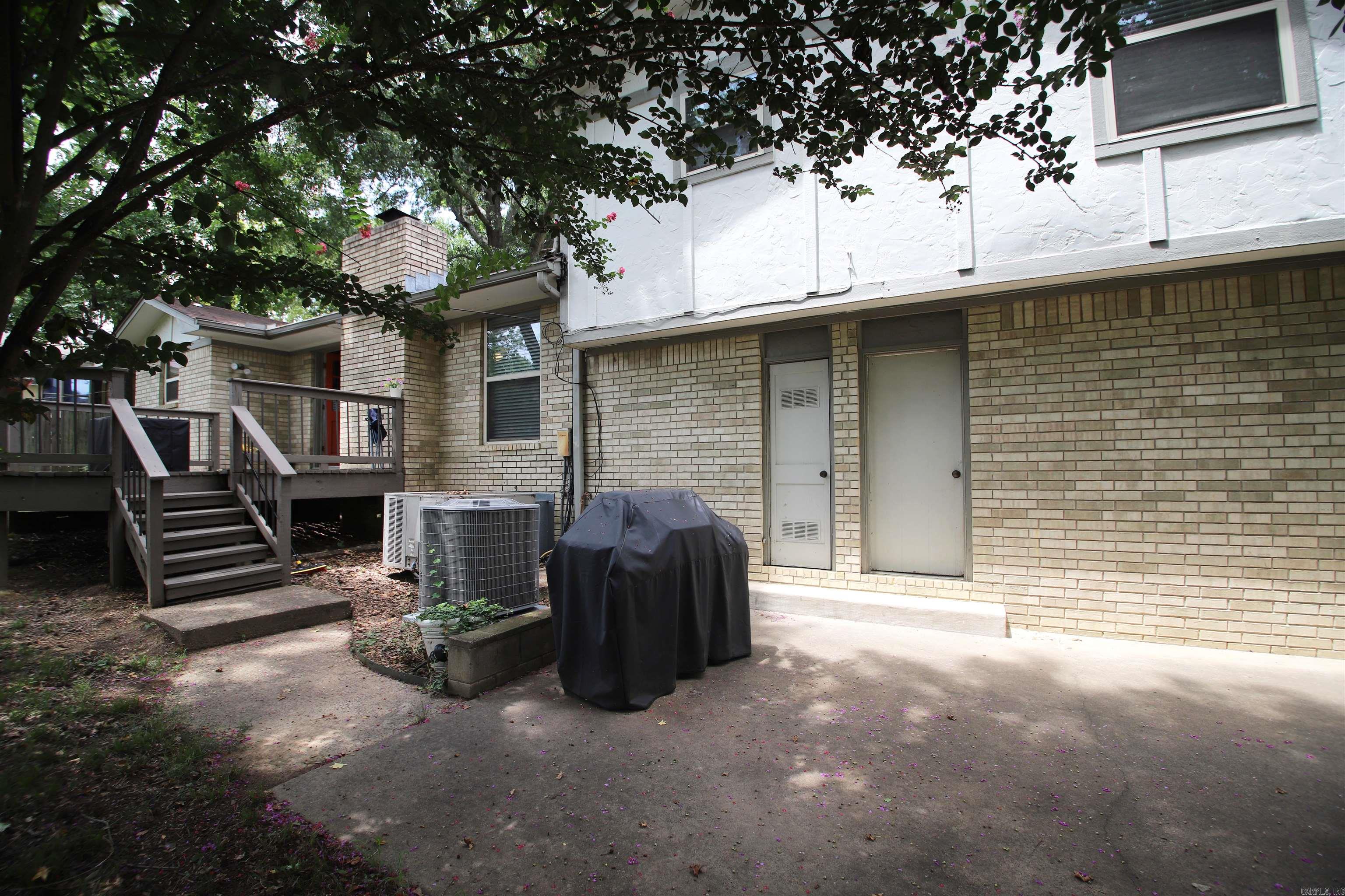 SHERWOOD ACRES - Residential