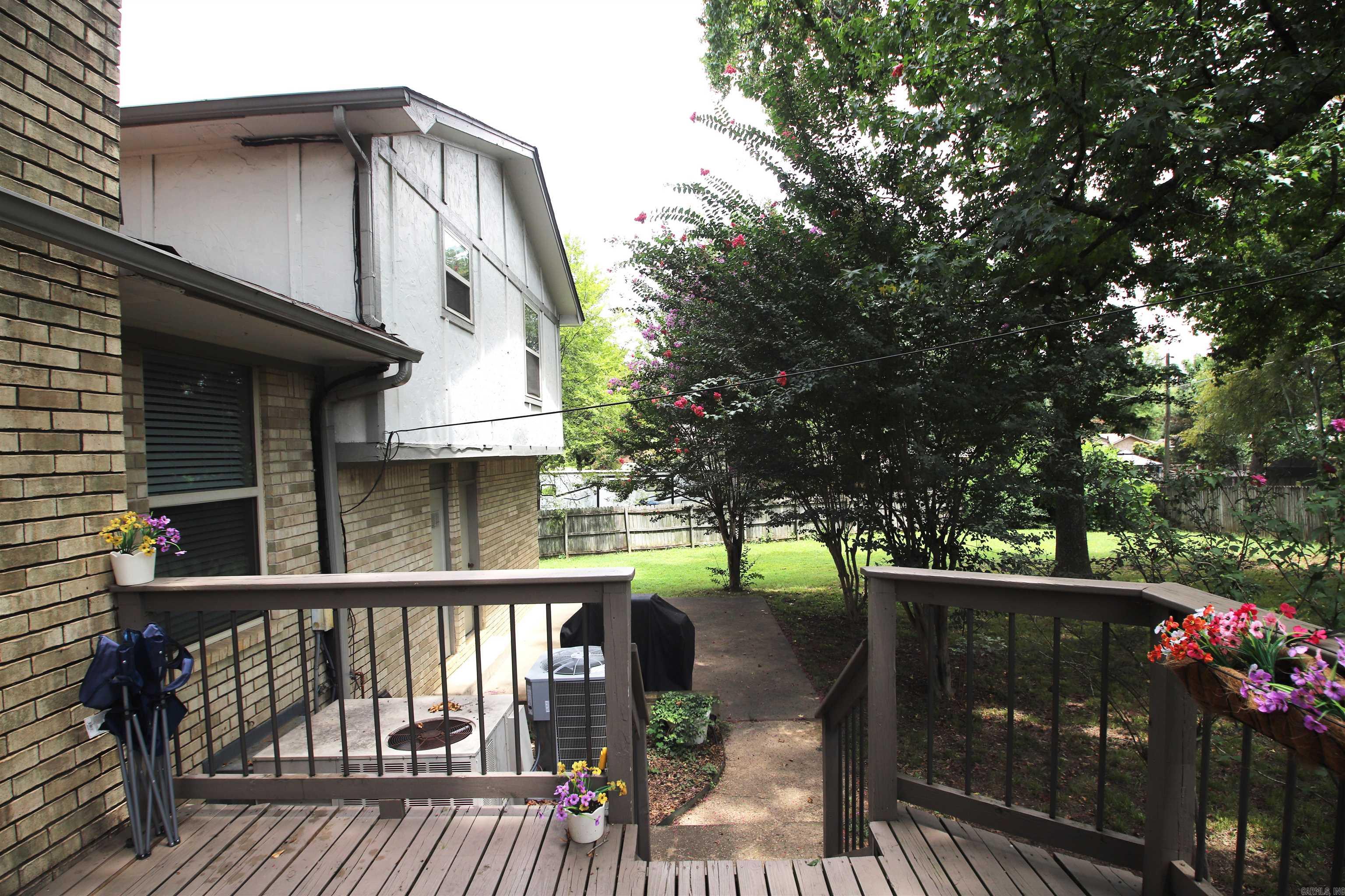 SHERWOOD ACRES - Residential